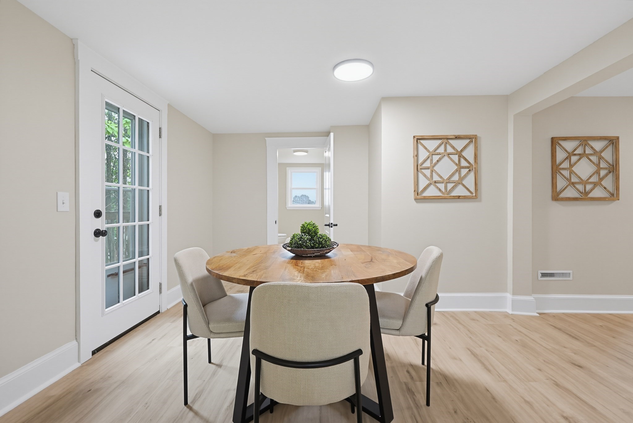 4 Ryan St Property Photo 6