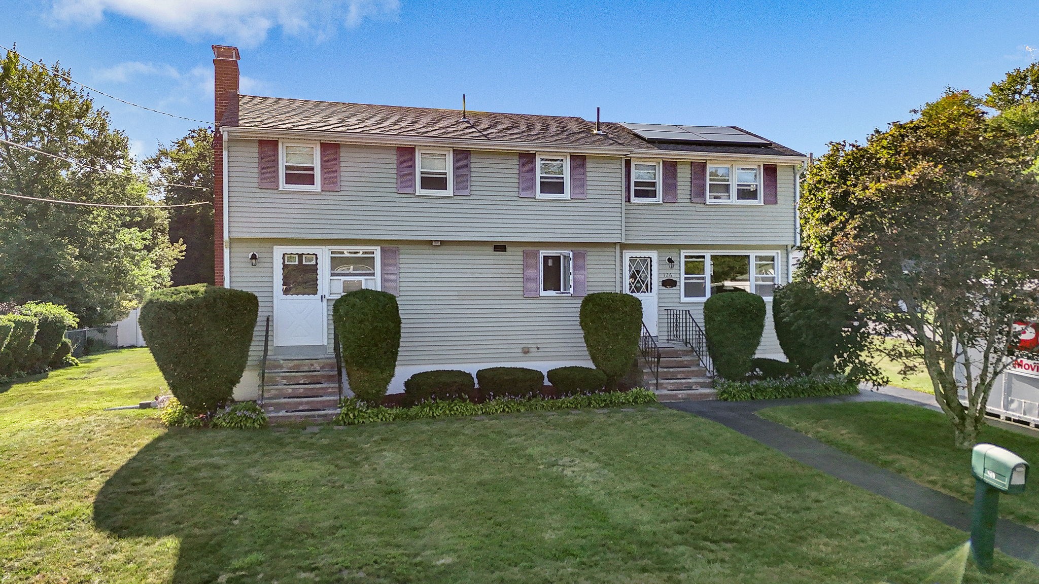 126 Montaup Ave Property Photo 1