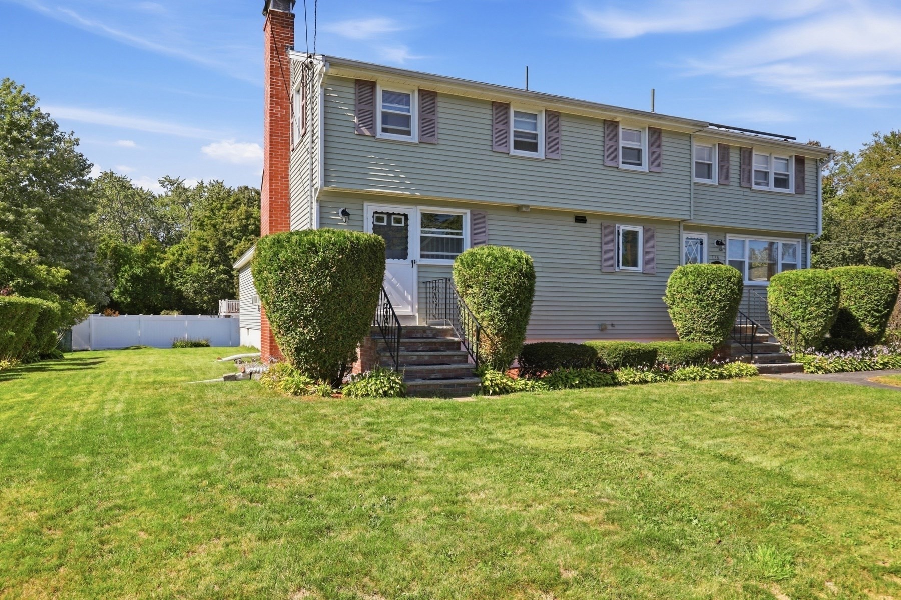 126 Montaup Ave Property Photo 1