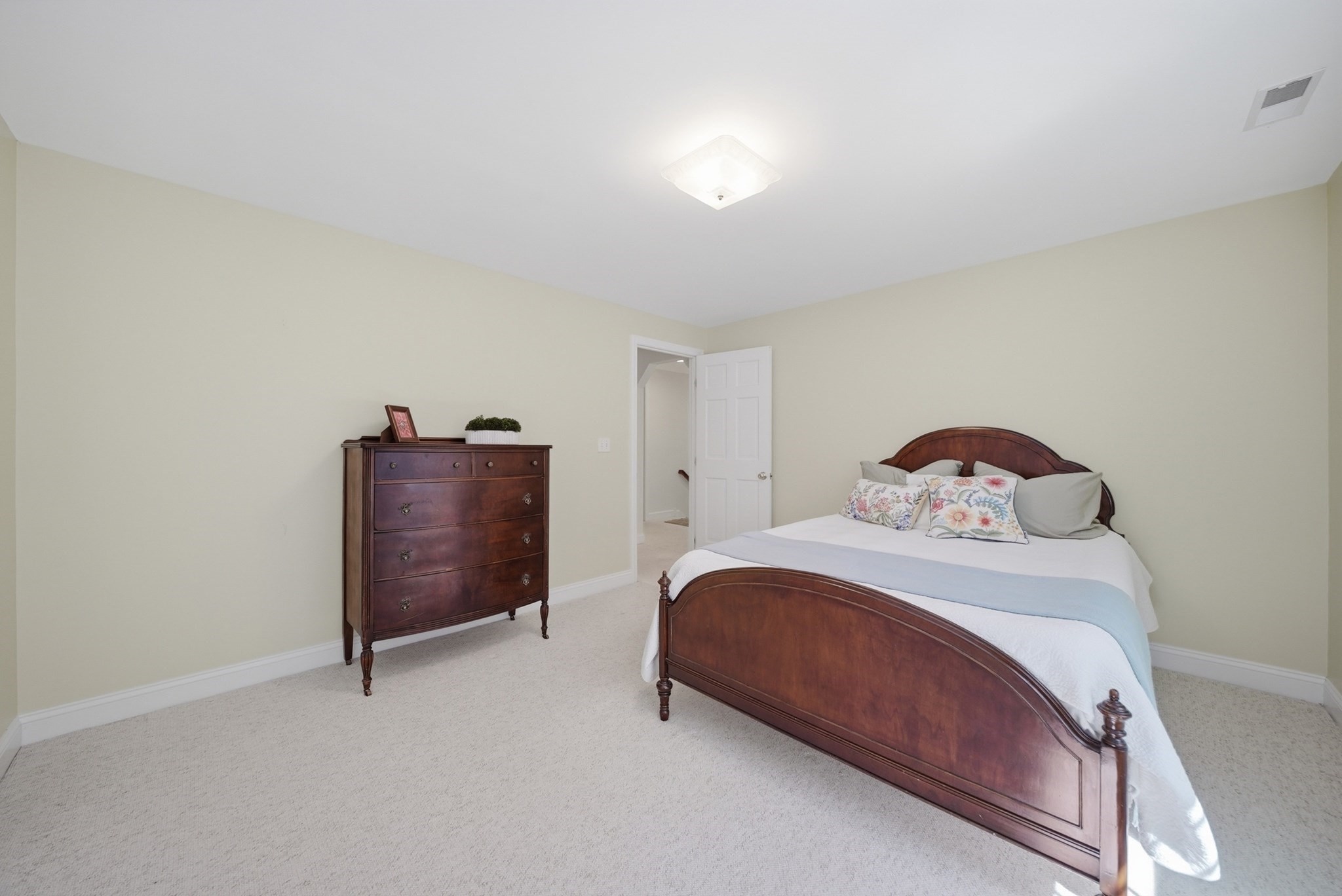 11 Olde Village Road Property Photo 24