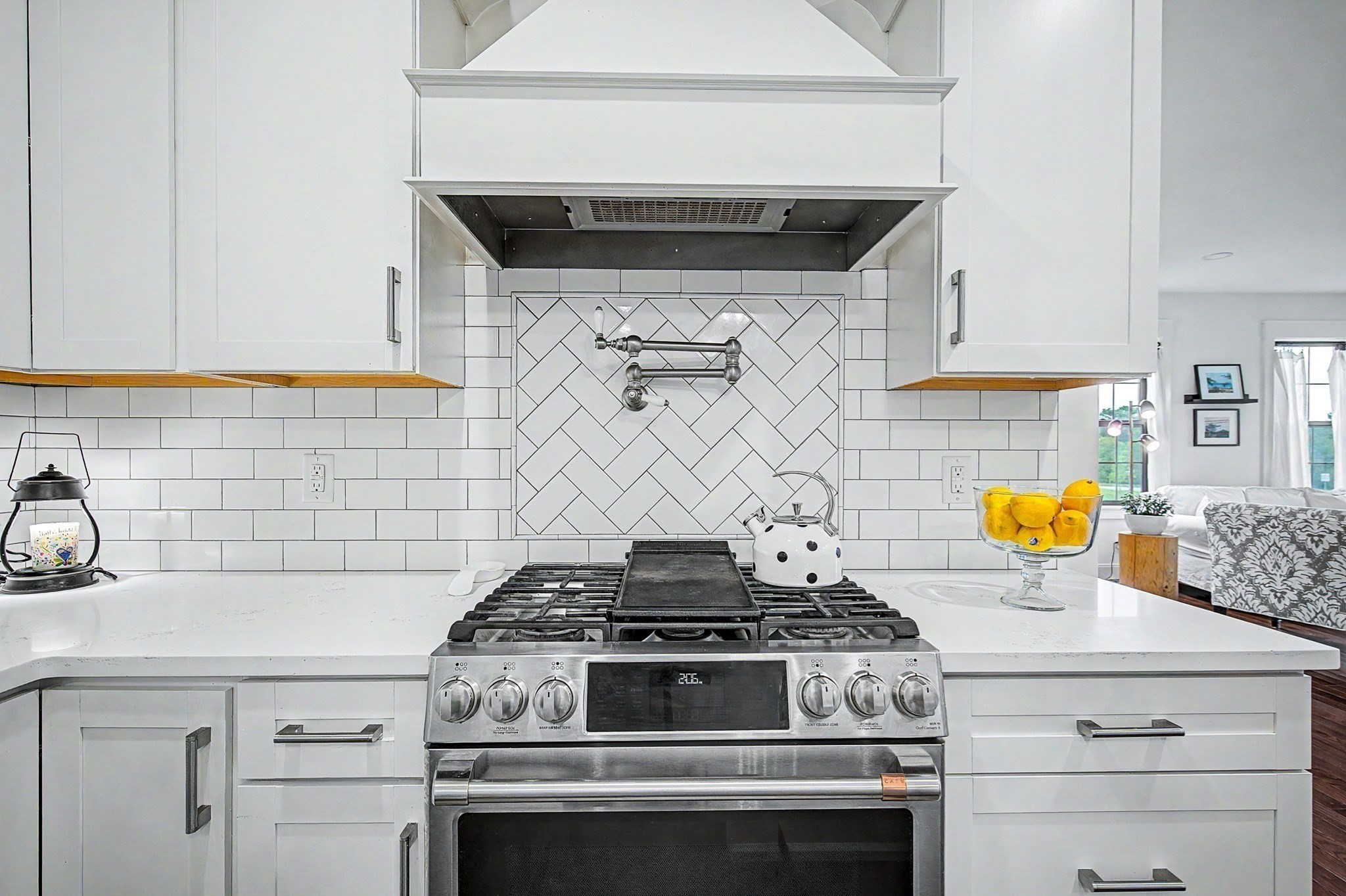 3 Conway Ln Property Photo 11