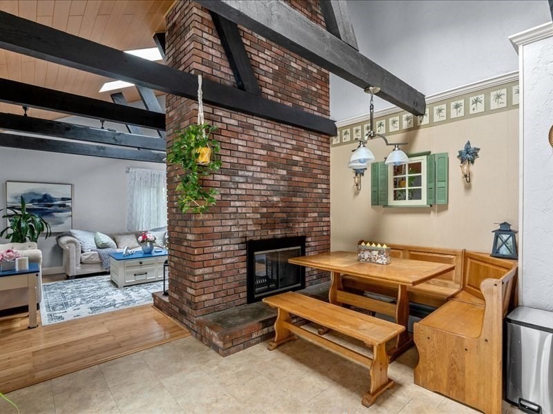 21 Woodvale Ave Property Photo 7