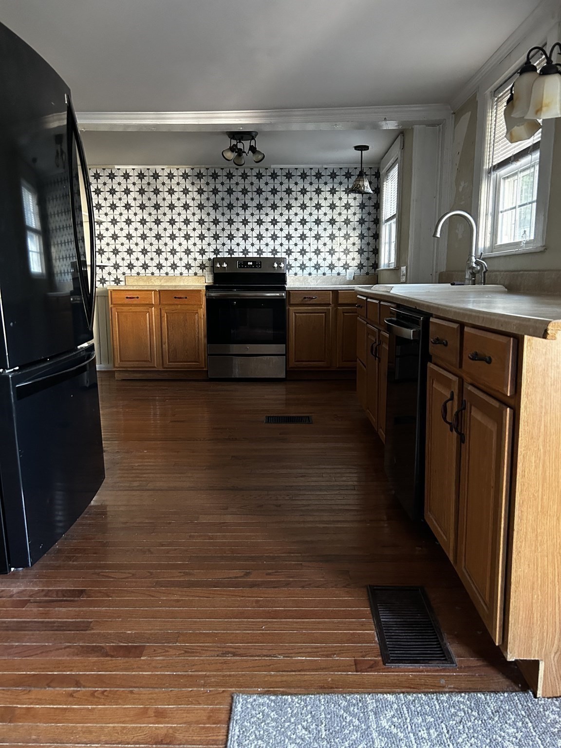 201 Union Street Property Photo 9