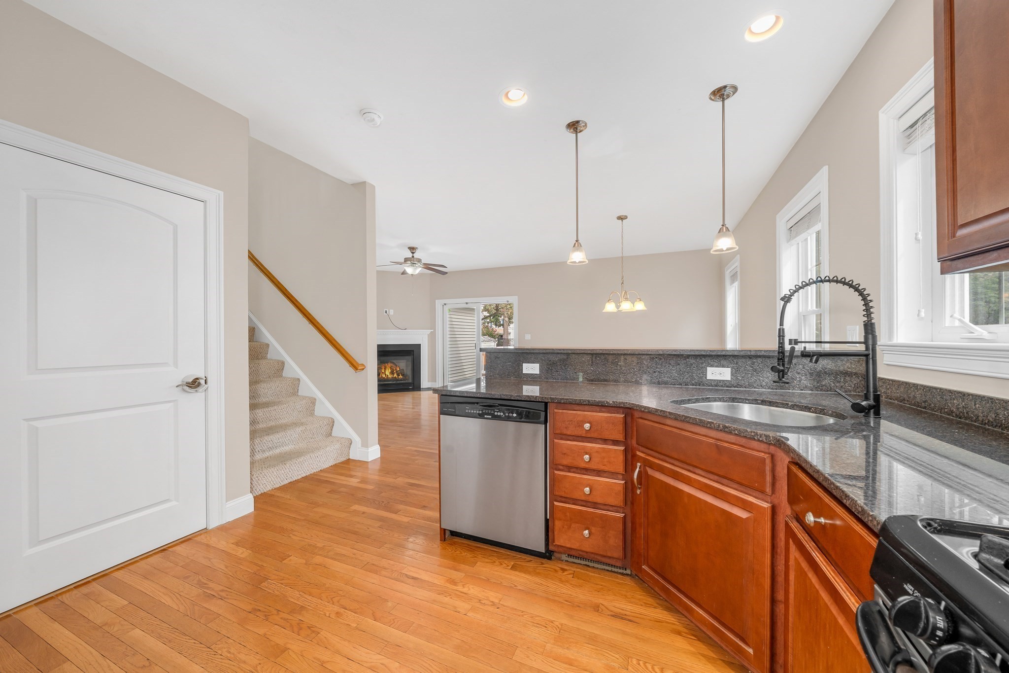 21 County St. # B Property Photo 7