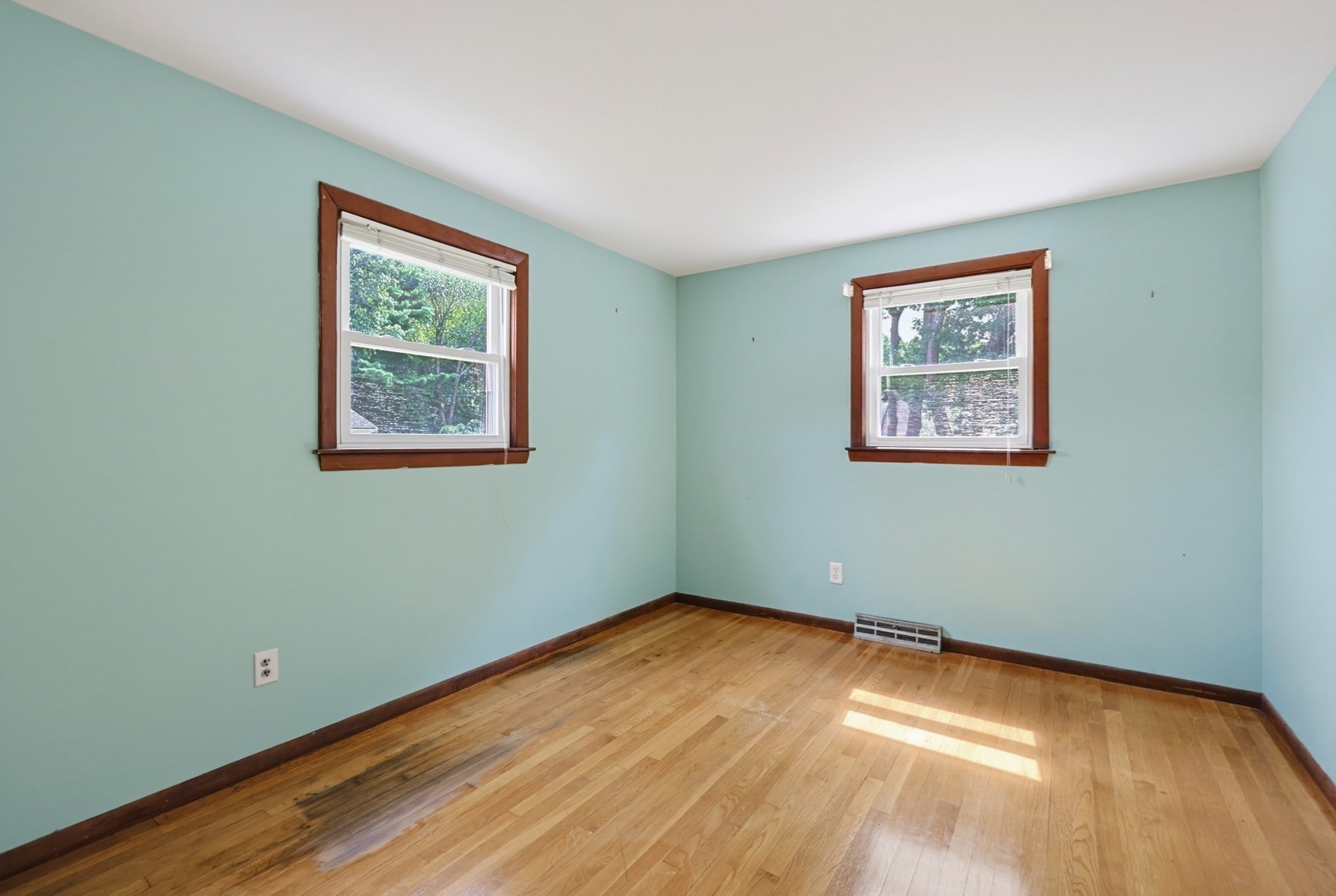 135 Crane St Property Photo 17