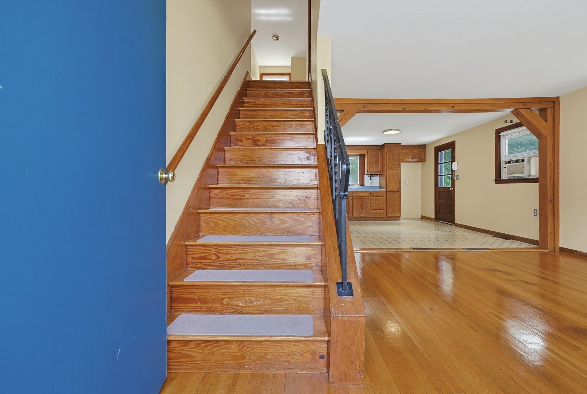 135 Crane St Property Photo 18