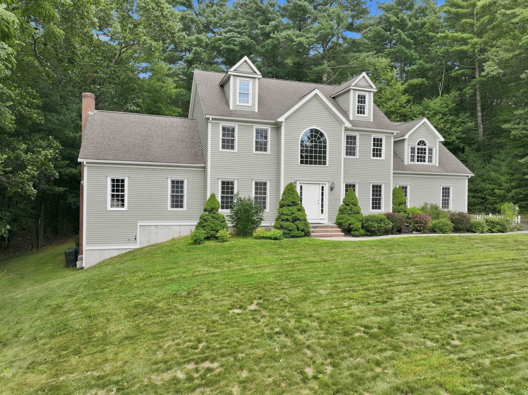 27 Juniper Road Property Photo 2