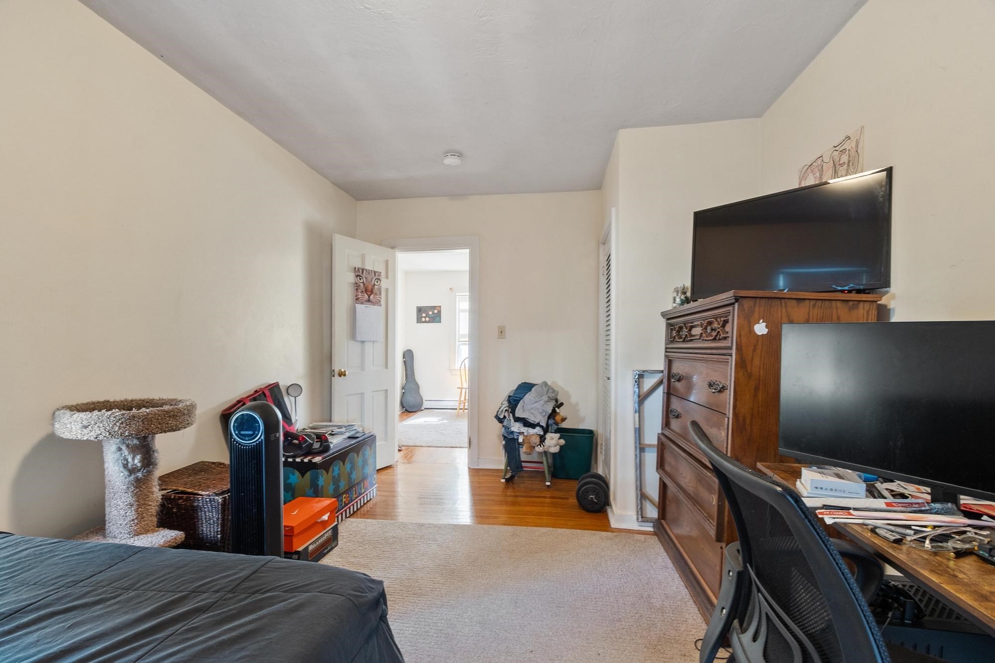 53 Summer St Property Photo 10