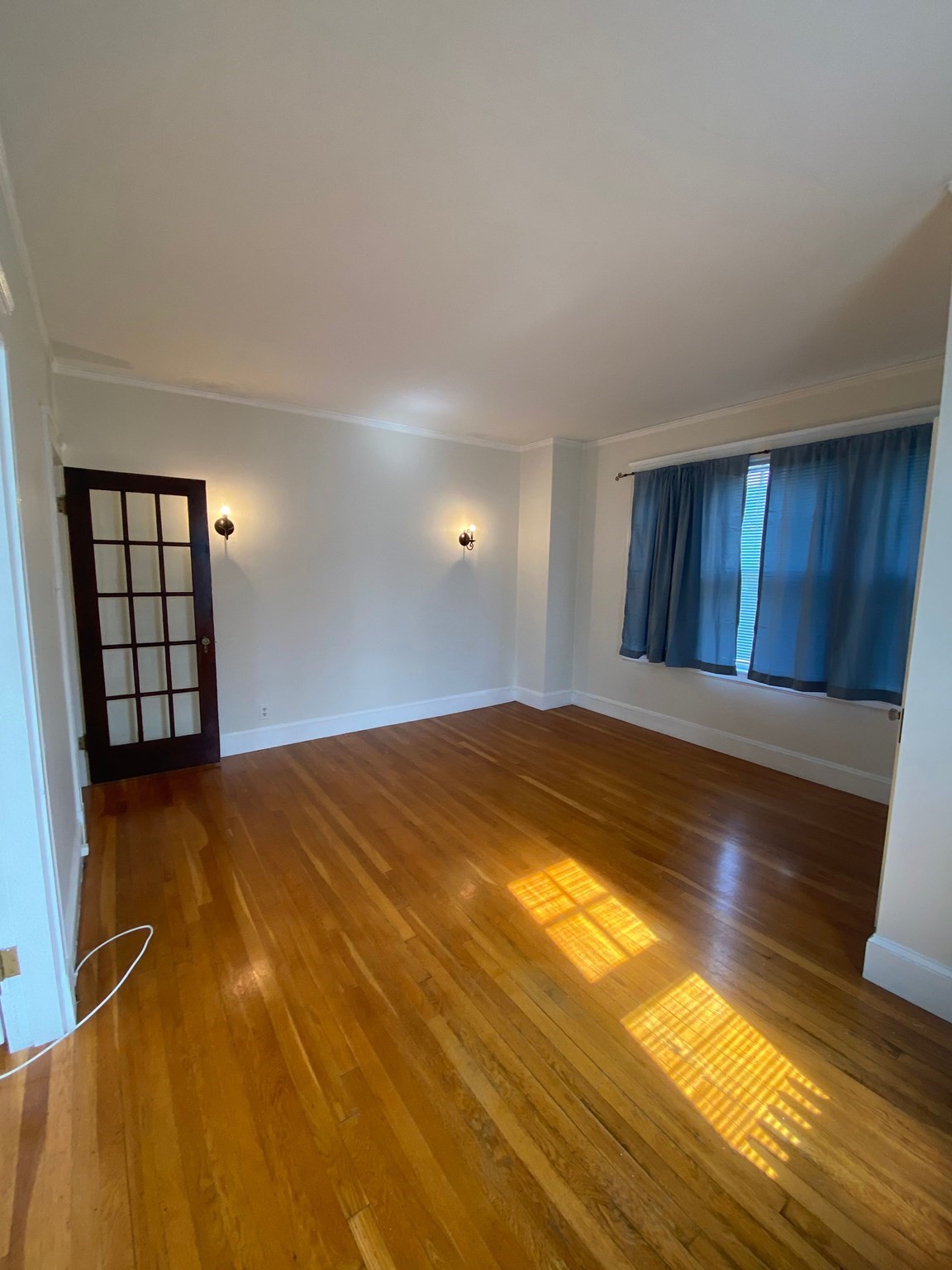 106 Kenoza Avenue # 6 Property Photo 1