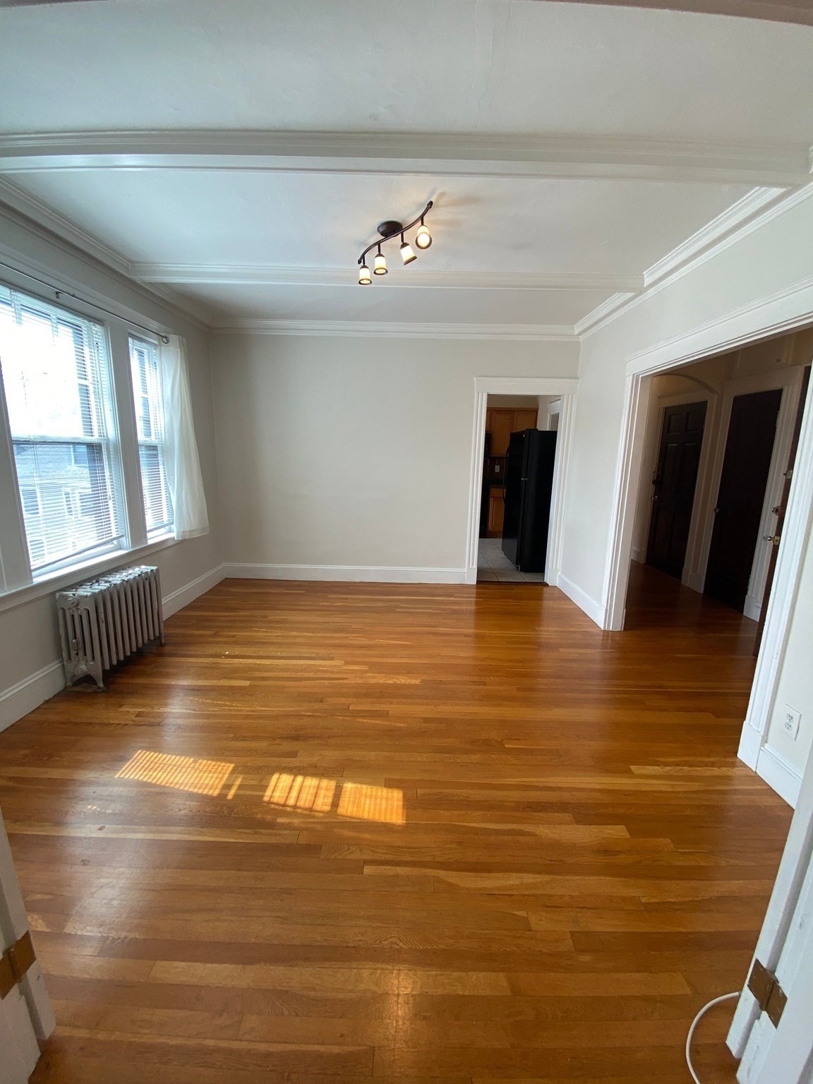 106 Kenoza Avenue # 6 Property Photo 4