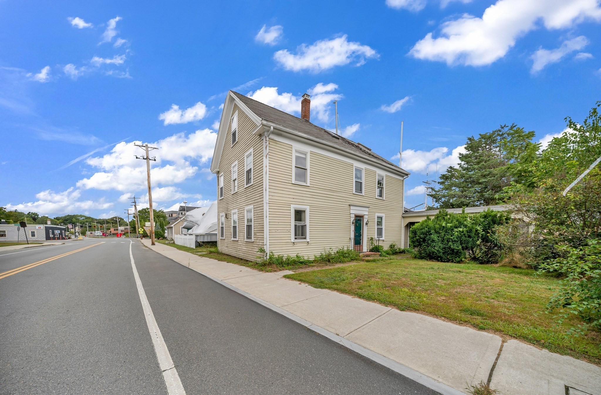 360 Merrimac Property Photo 7