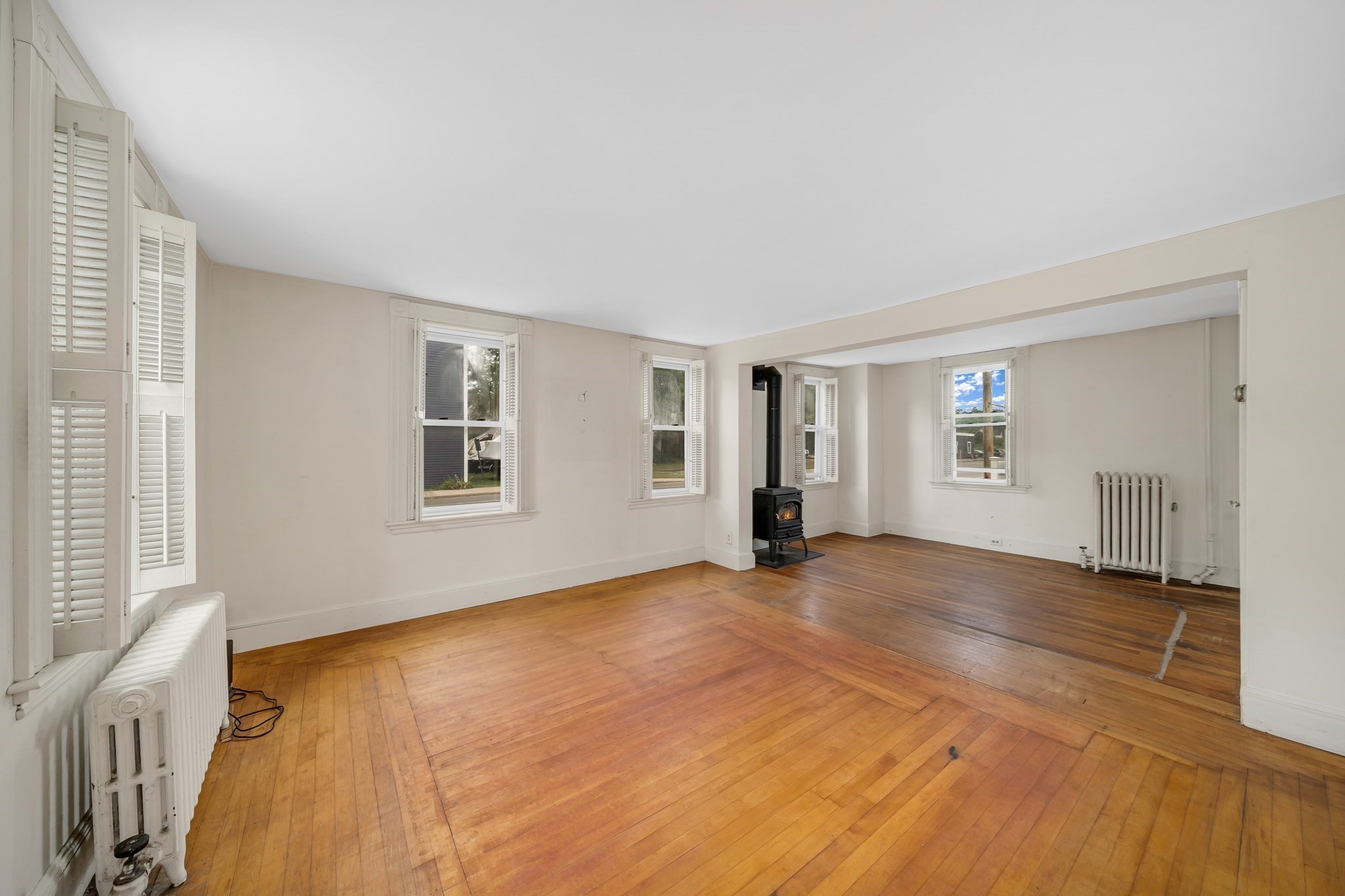 360 Merrimac Property Photo 11