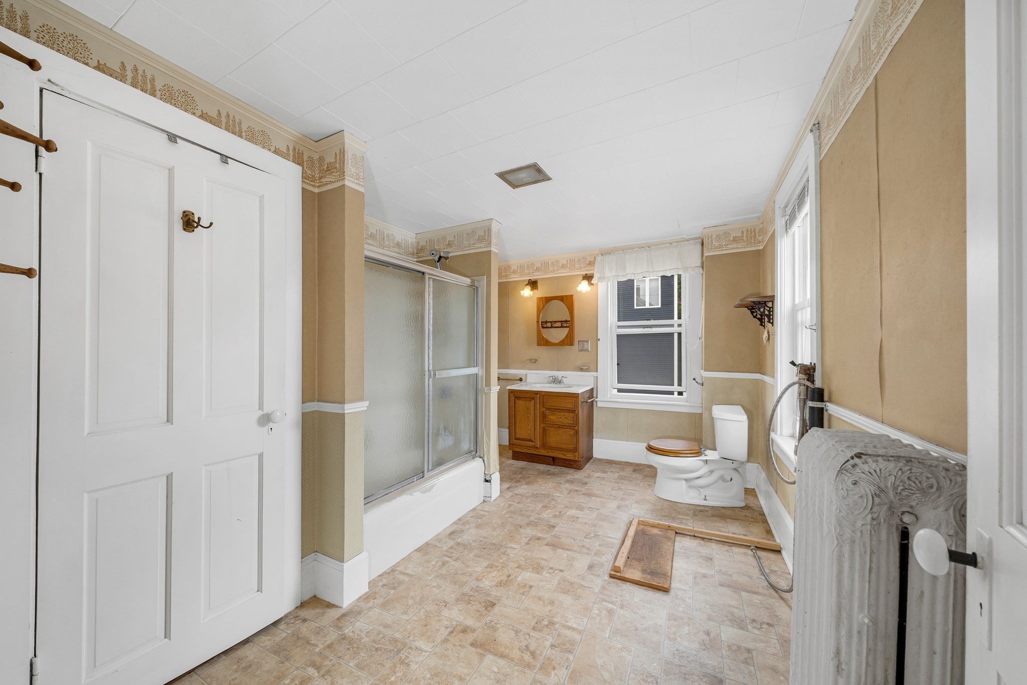 360 Merrimac Property Photo 27