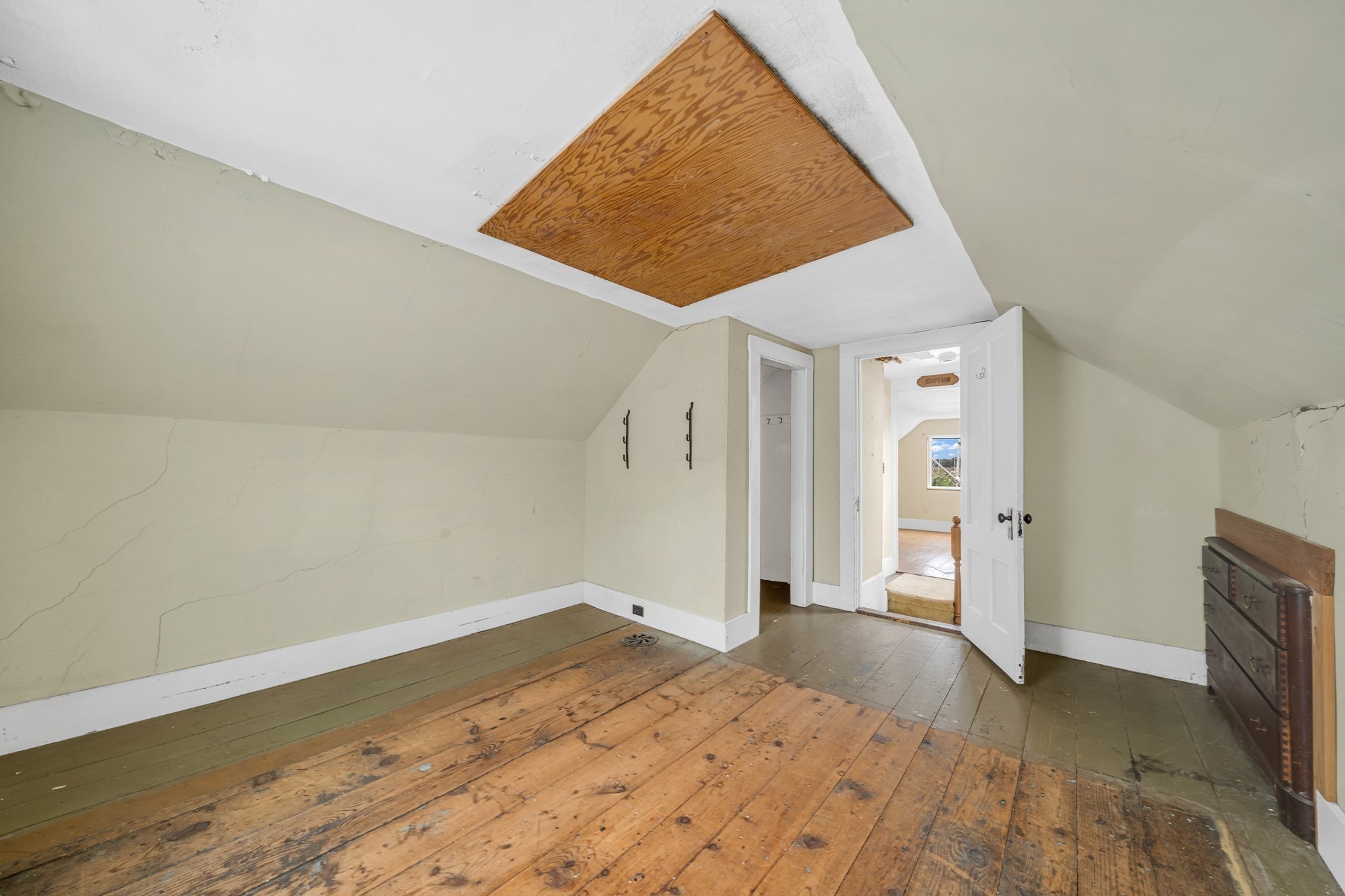 360 Merrimac Property Photo 34