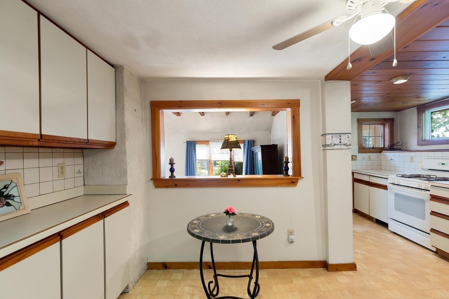 350 Washington Street Property Photo 10