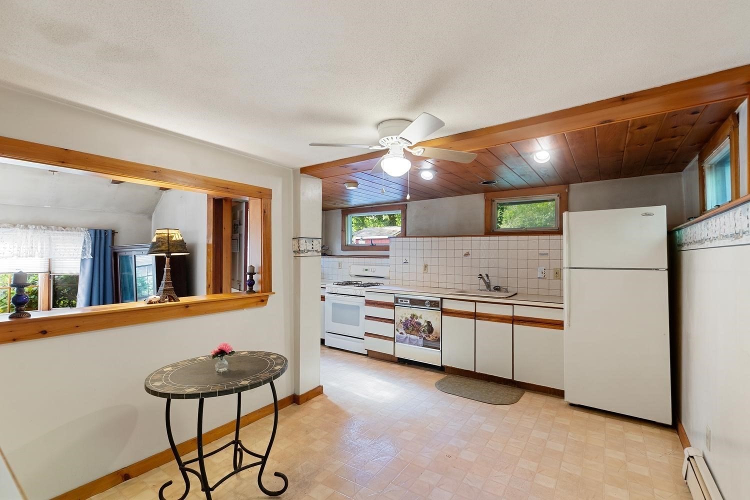 350 Washington Street Property Photo 11