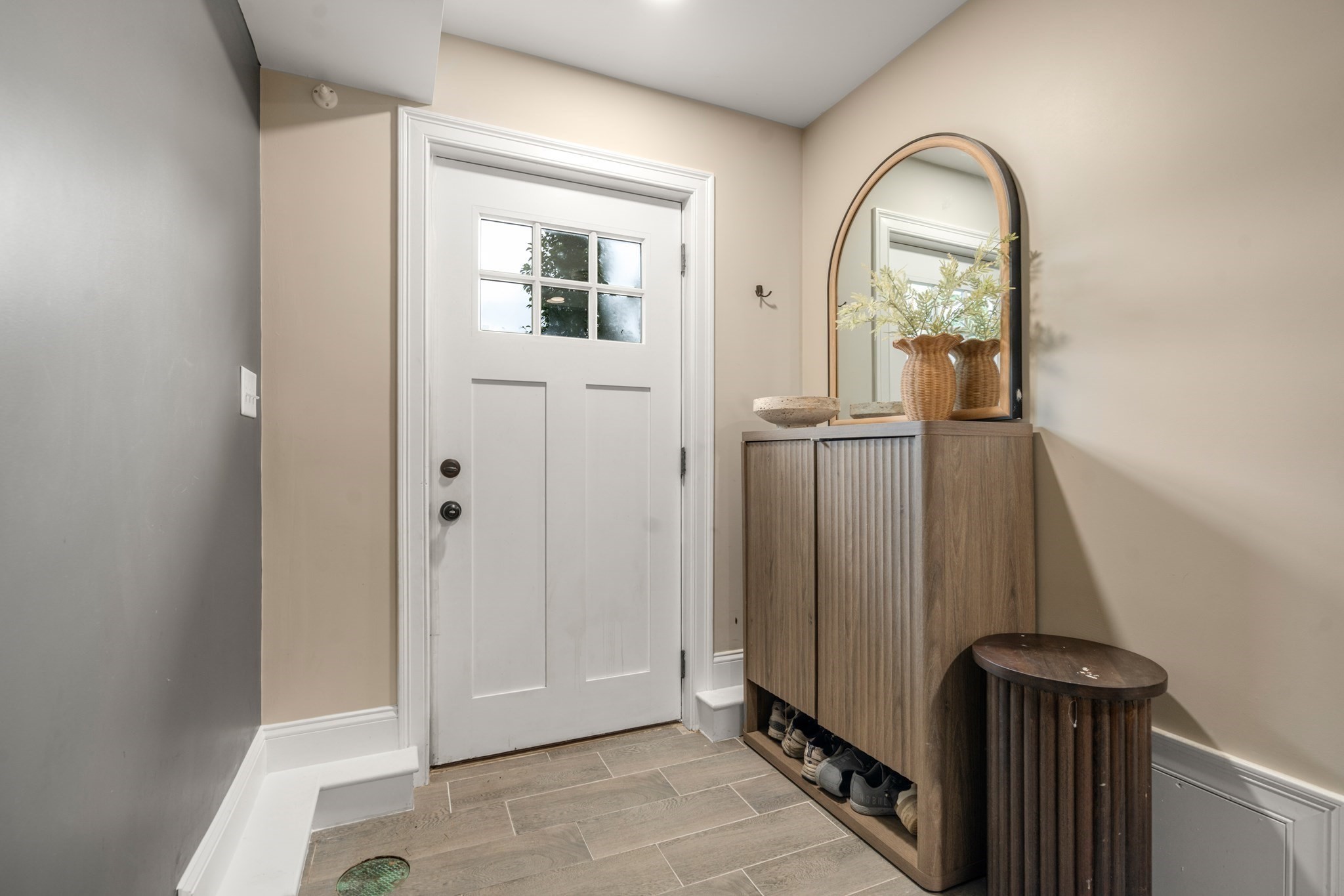 65 Castine St. Property Photo 4