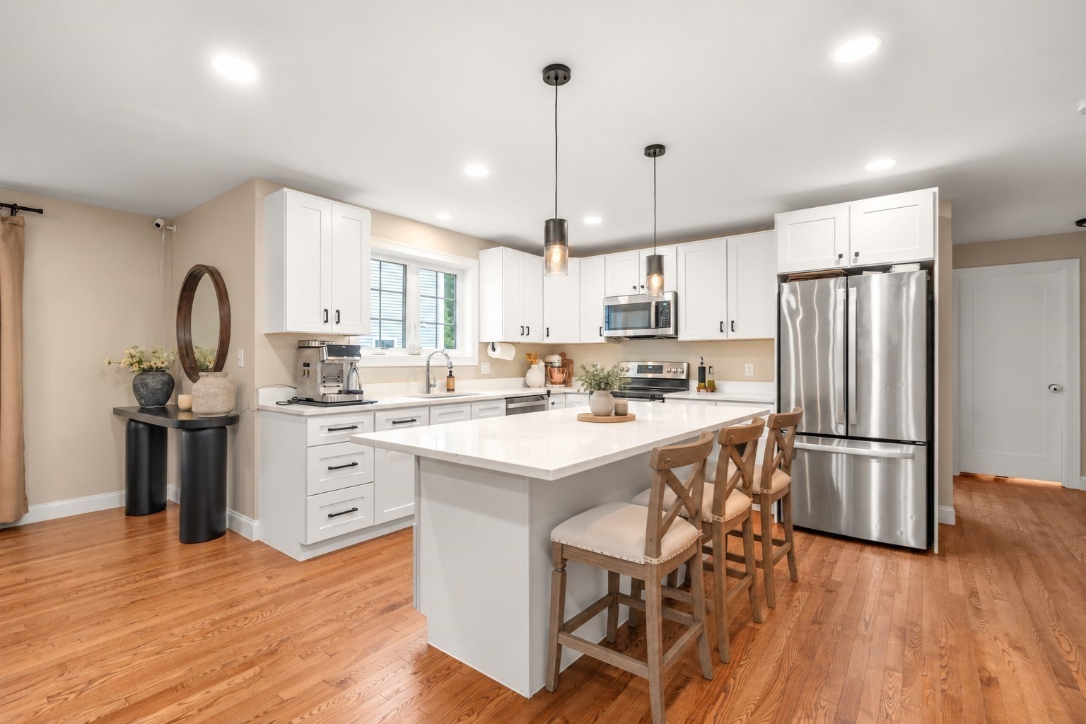 65 Castine St. Property Photo 8