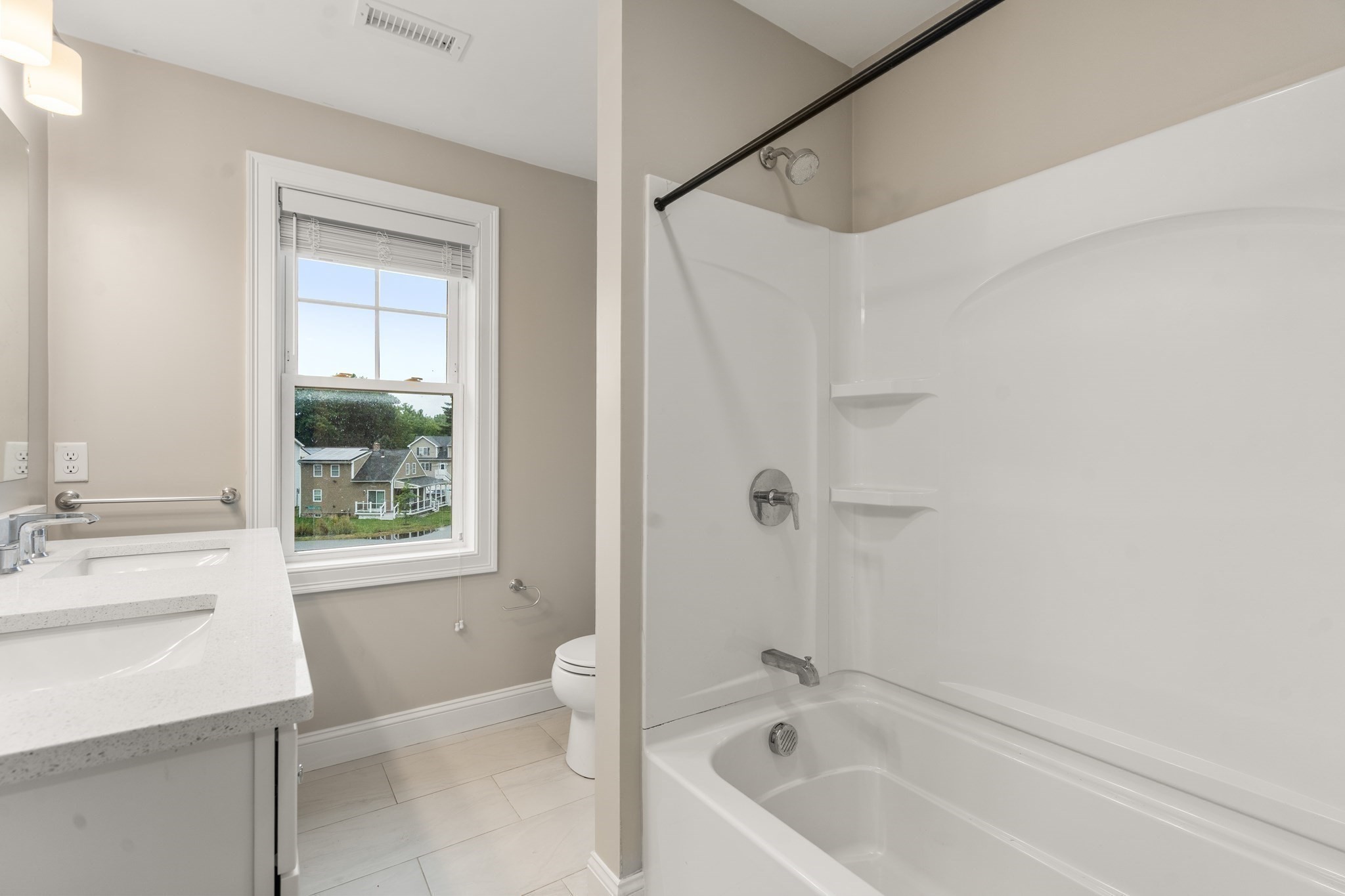 65 Castine St. Property Photo 27