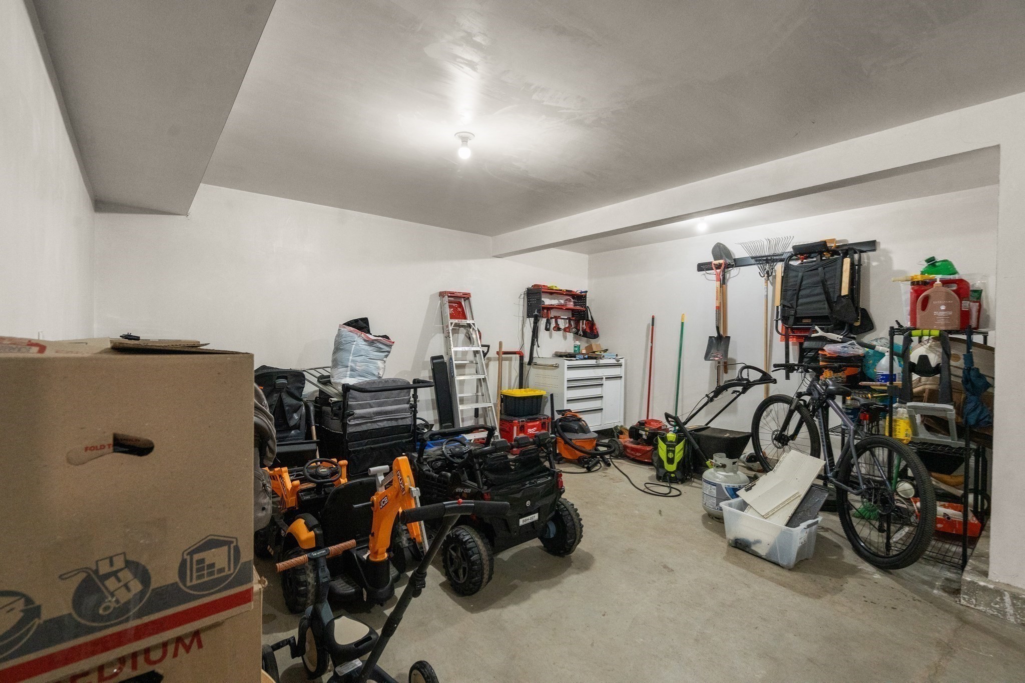 65 Castine St. Property Photo 33