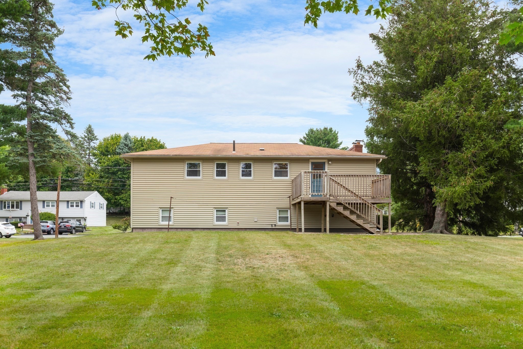 5 Jackson Ave Property Photo 6