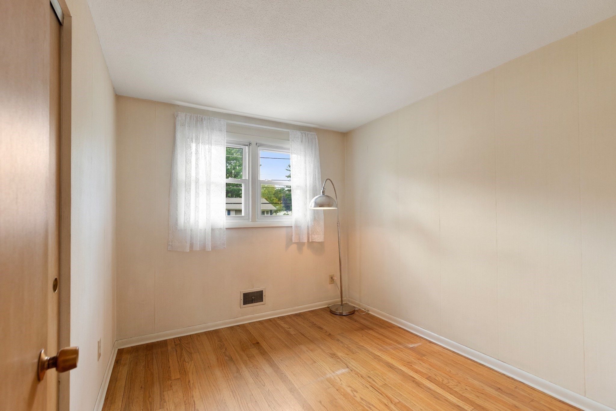 5 Jackson Ave Property Photo 27