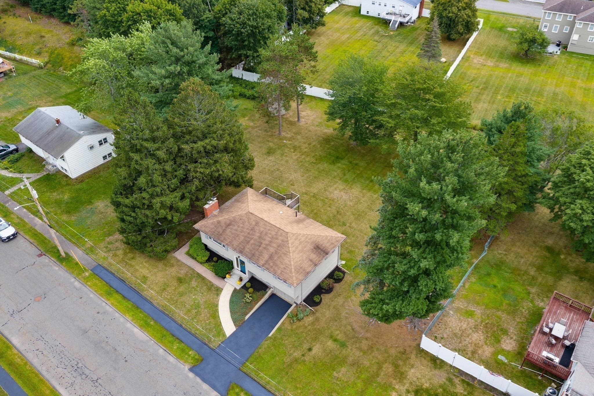 5 Jackson Ave Property Photo 32
