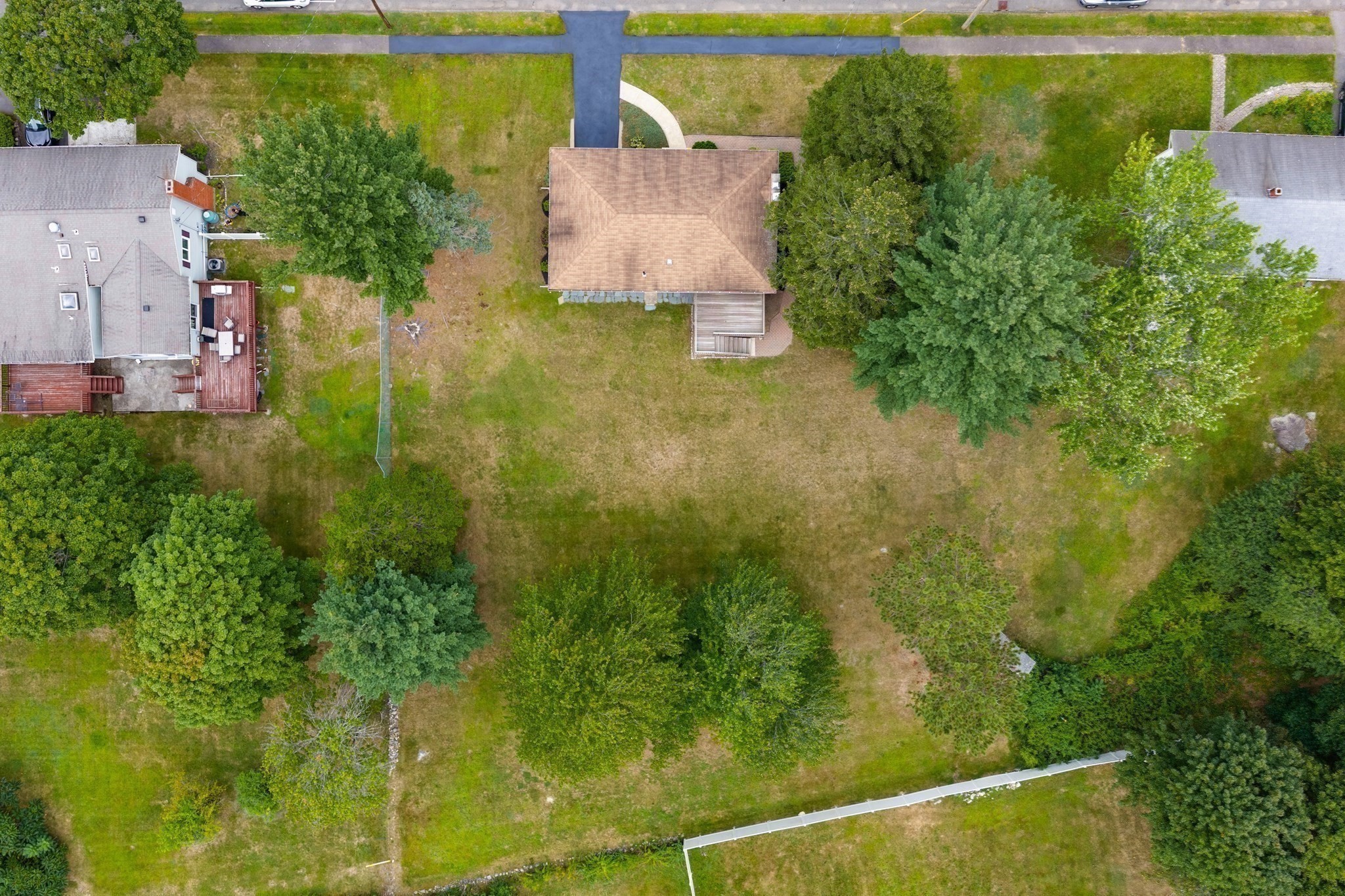 5 Jackson Ave Property Photo 33