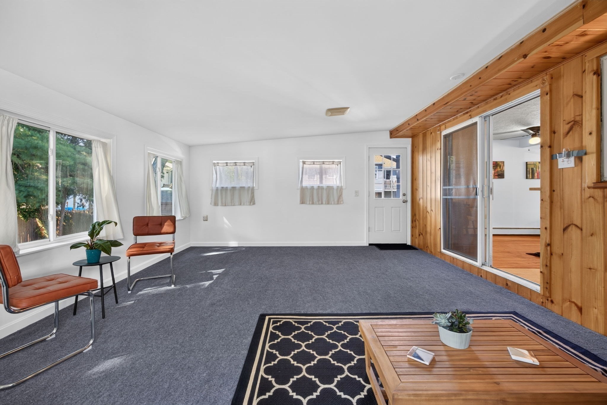 11 Hartford St Property Photo 13
