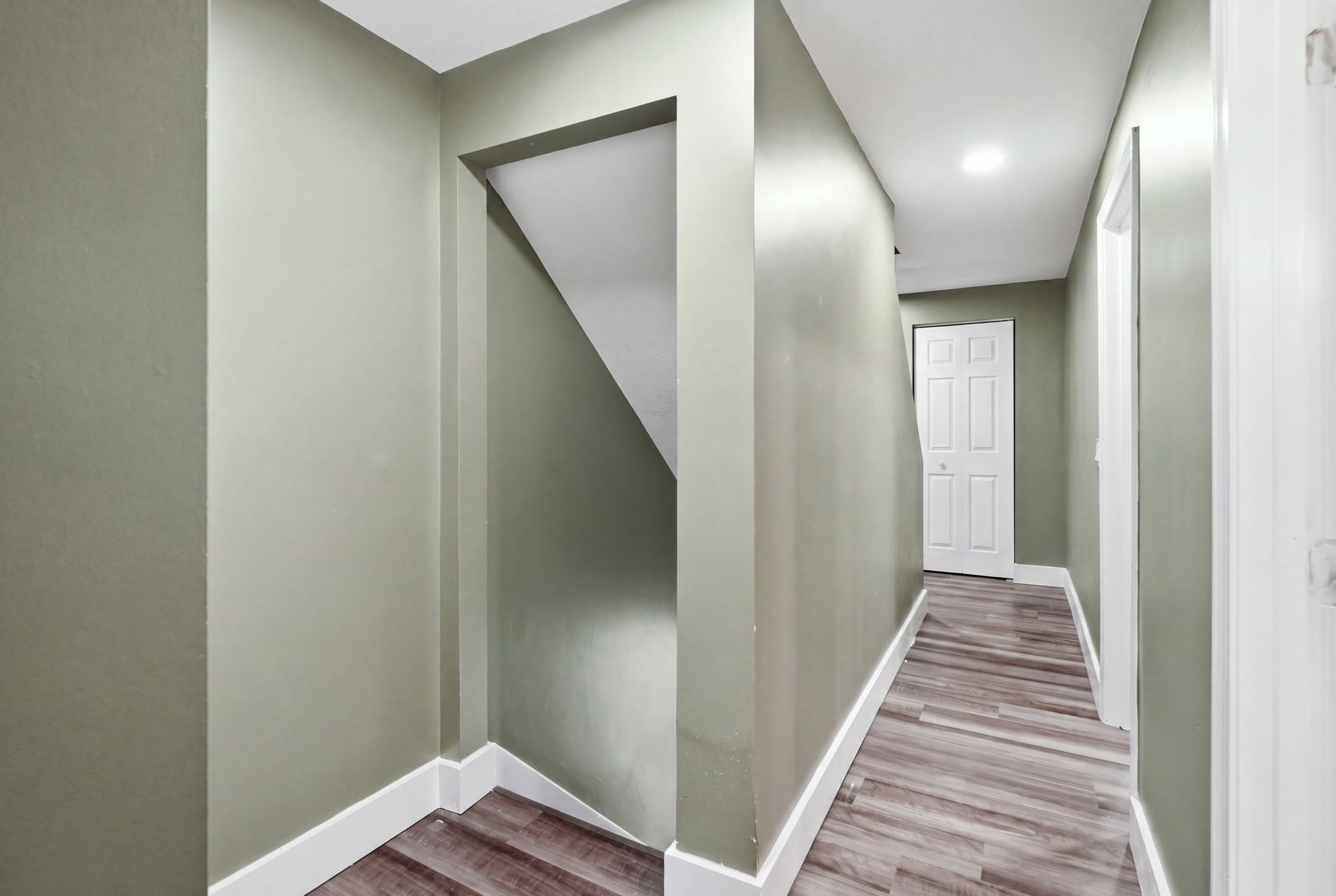 47 Lawn St # 47 Property Photo 17