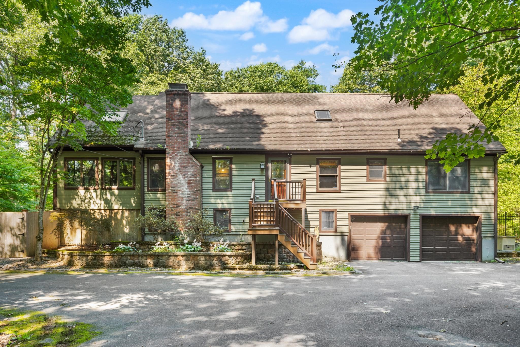 82 Corn Rd Property Photo 1