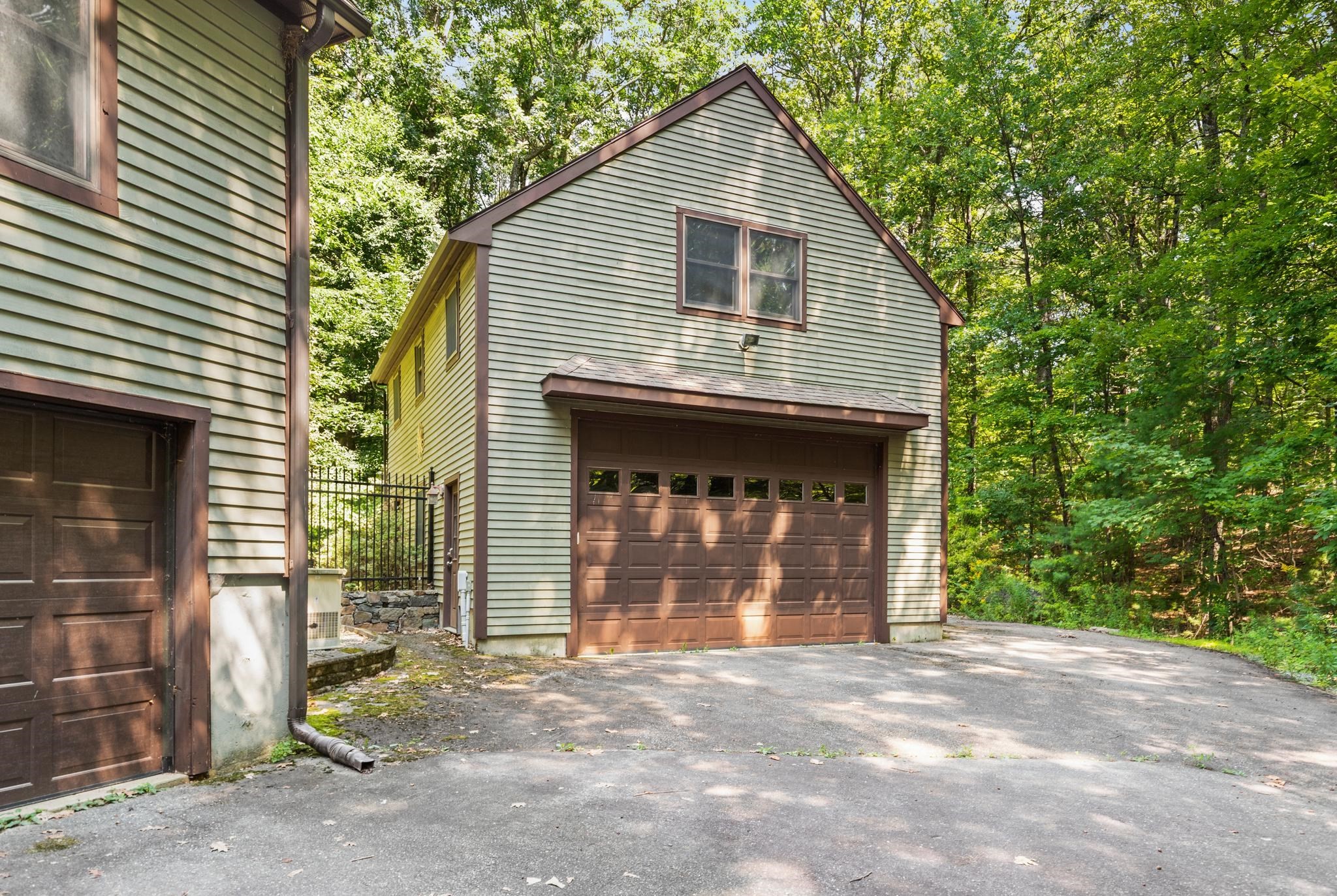82 Corn Rd Property Photo 5