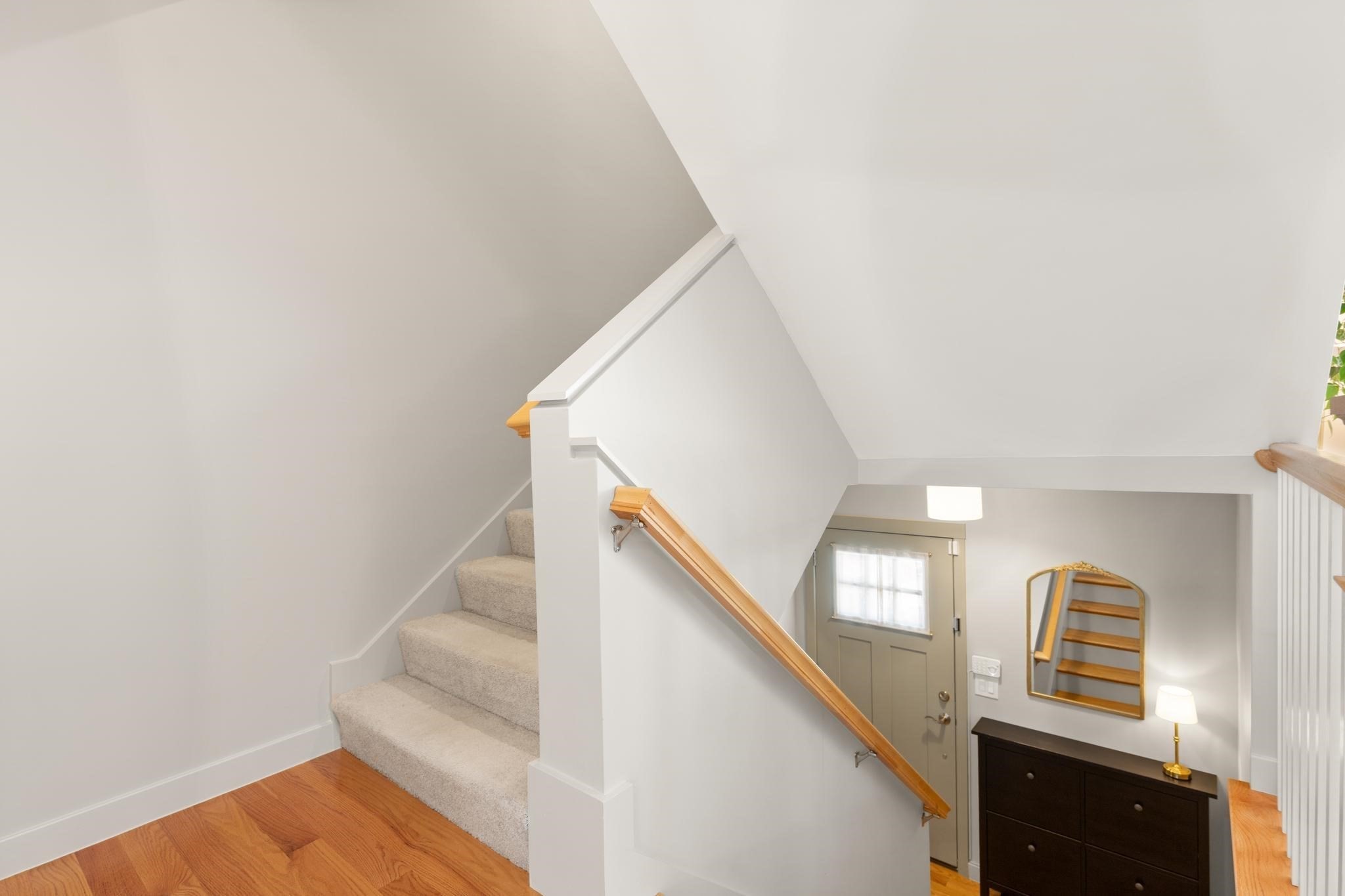 25 Craftsman Ct # 25 Property Photo 2