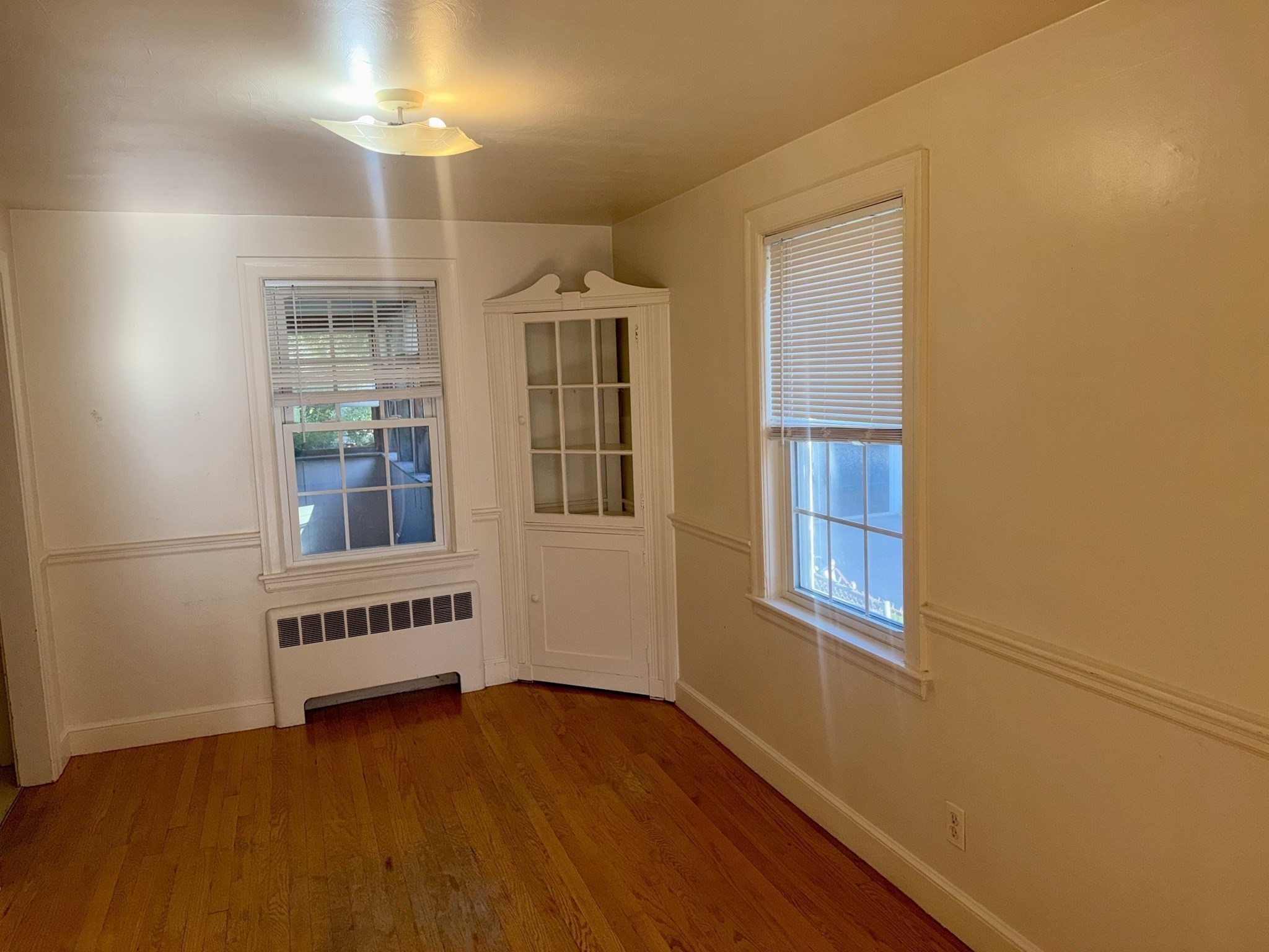 25-27 Bromfield St Property Photo 9