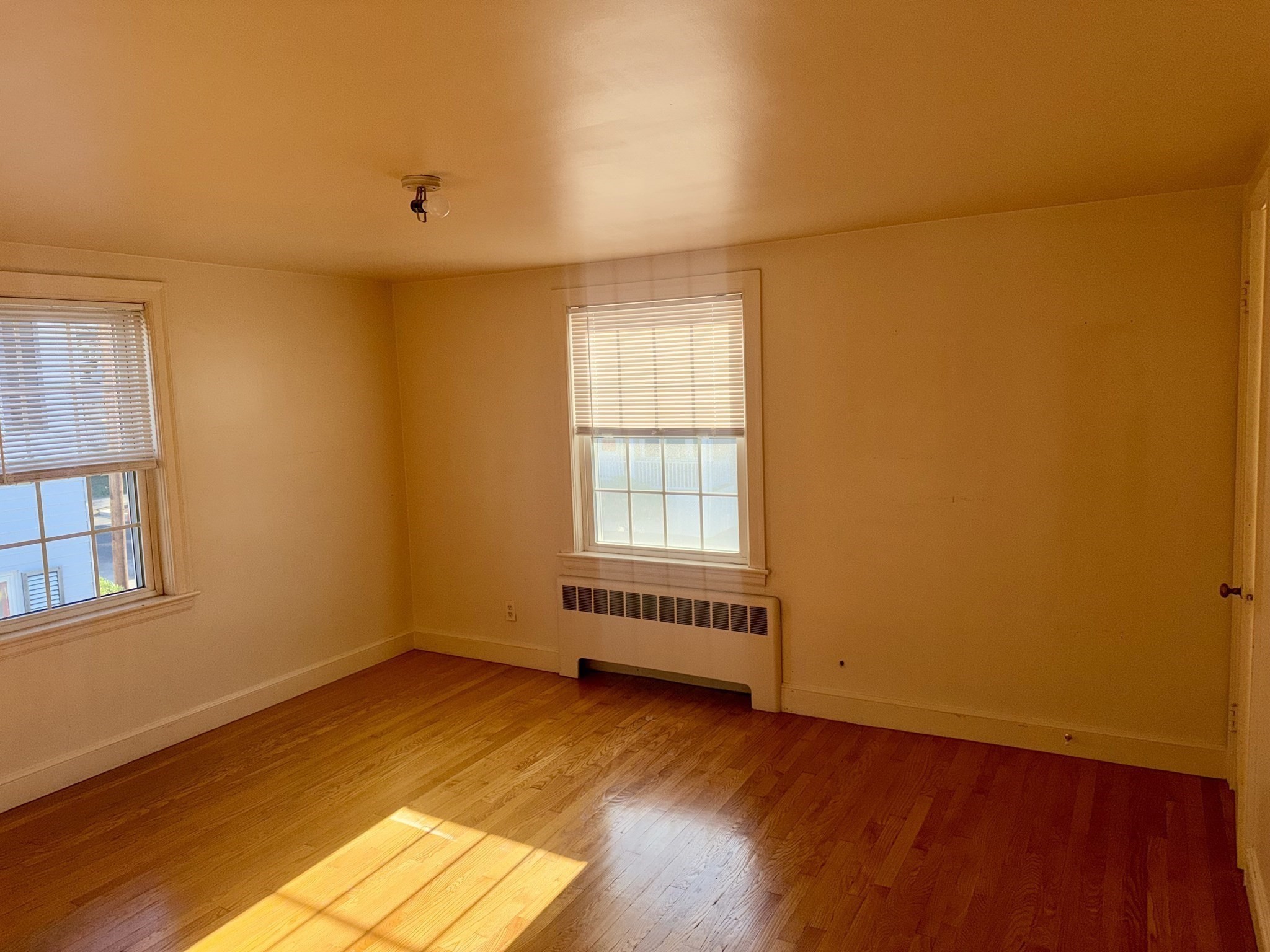 25-27 Bromfield St Property Photo 13