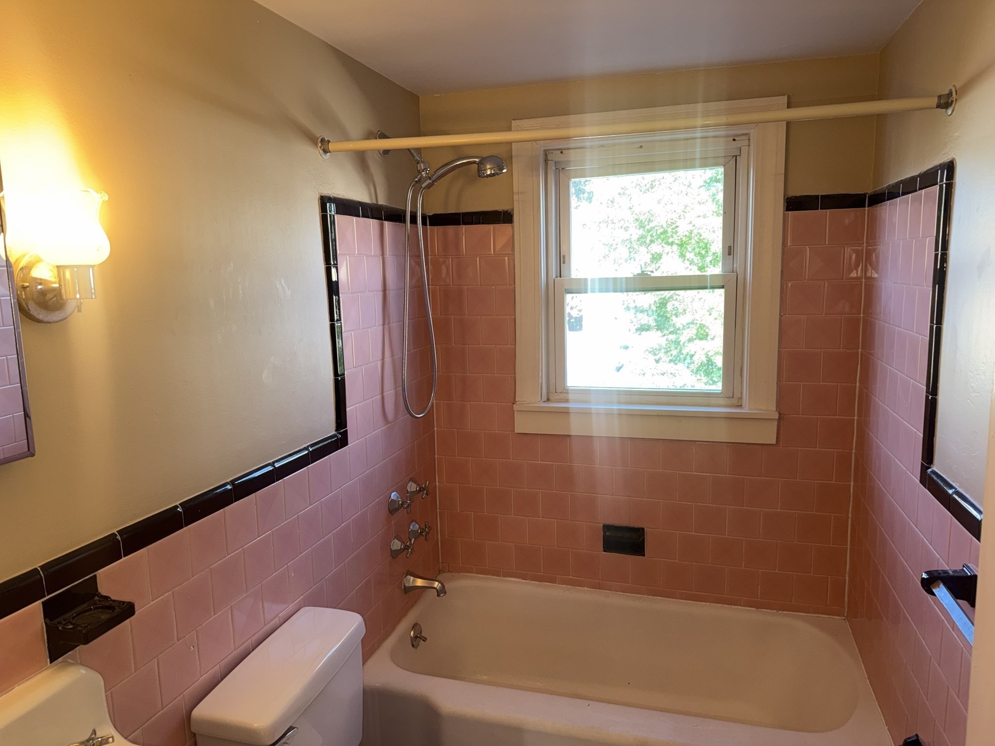 25-27 Bromfield St Property Photo 16