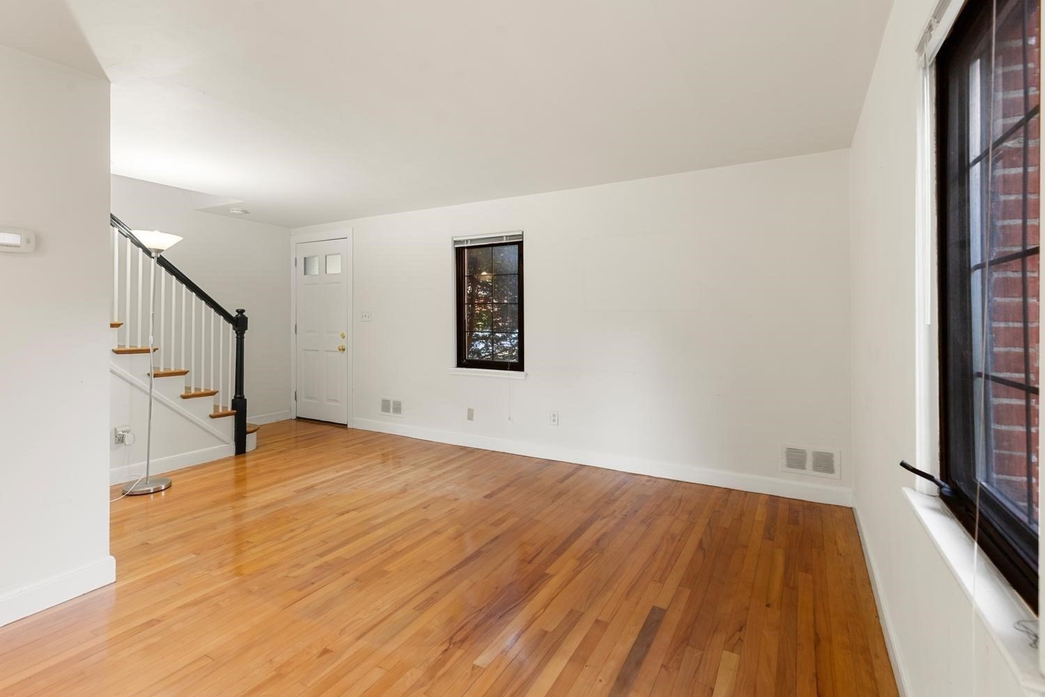 14 Grant Ave # 14 Property Photo 5