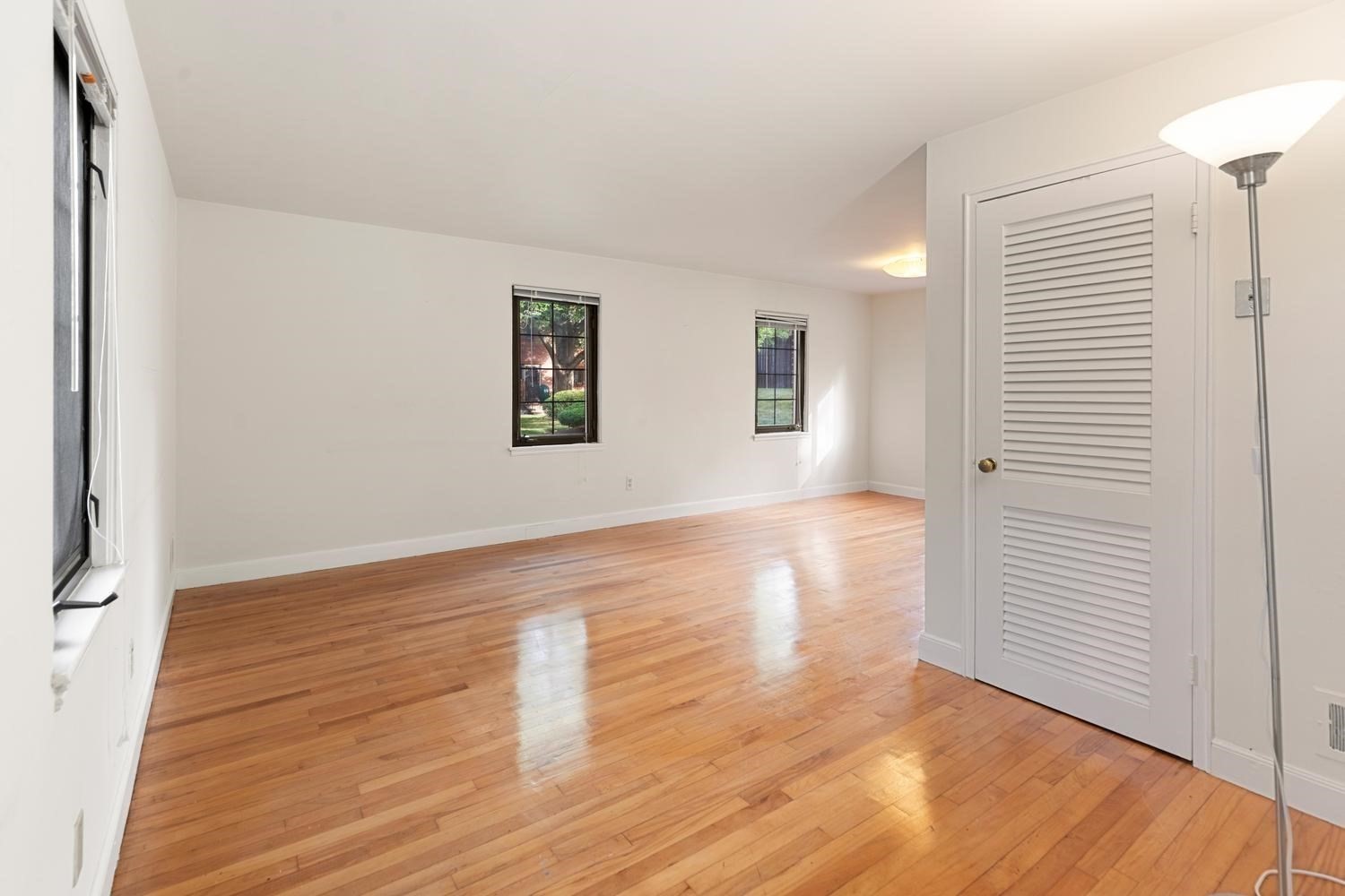 14 Grant Ave # 14 Property Photo 7