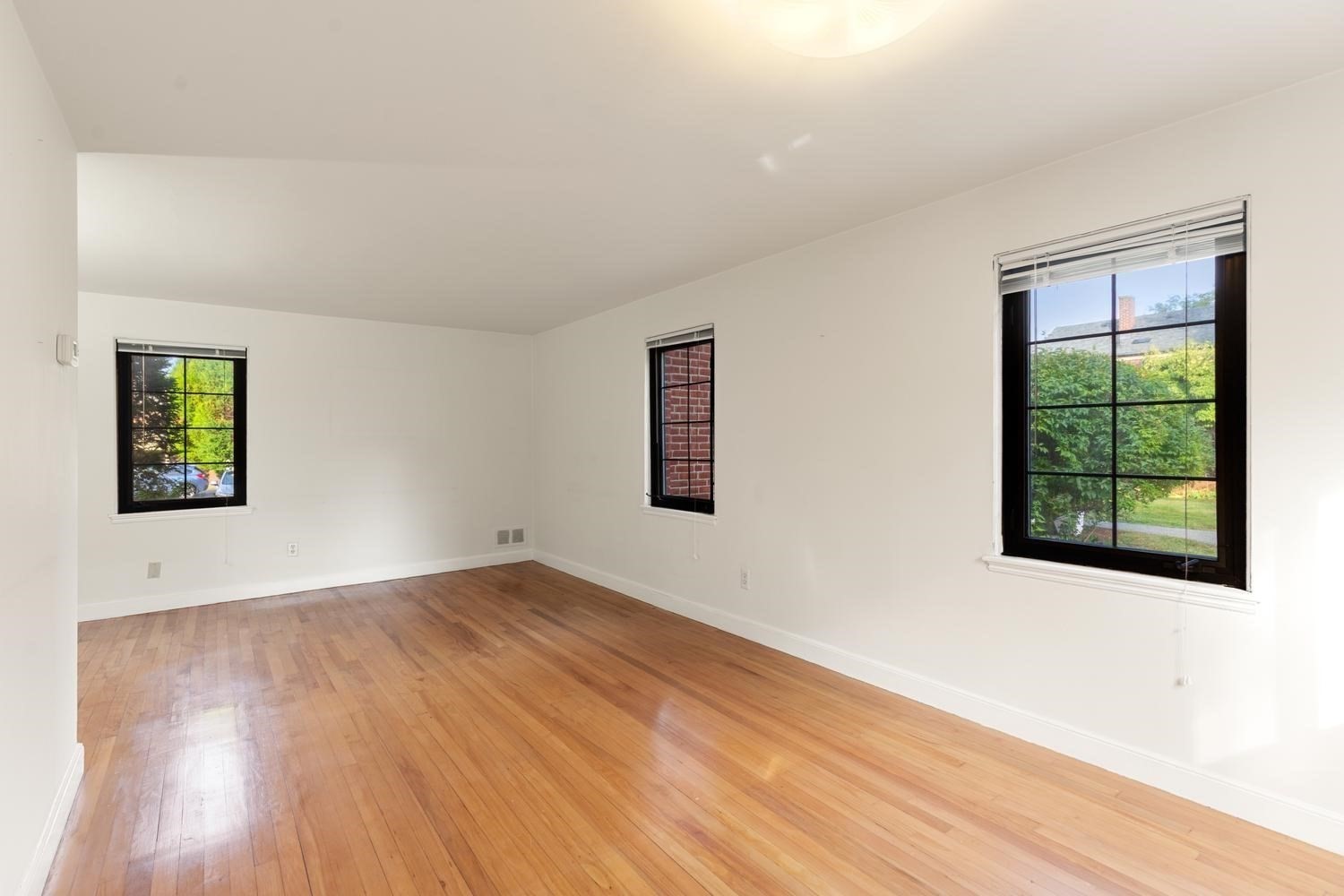 14 Grant Ave # 14 Property Photo 10