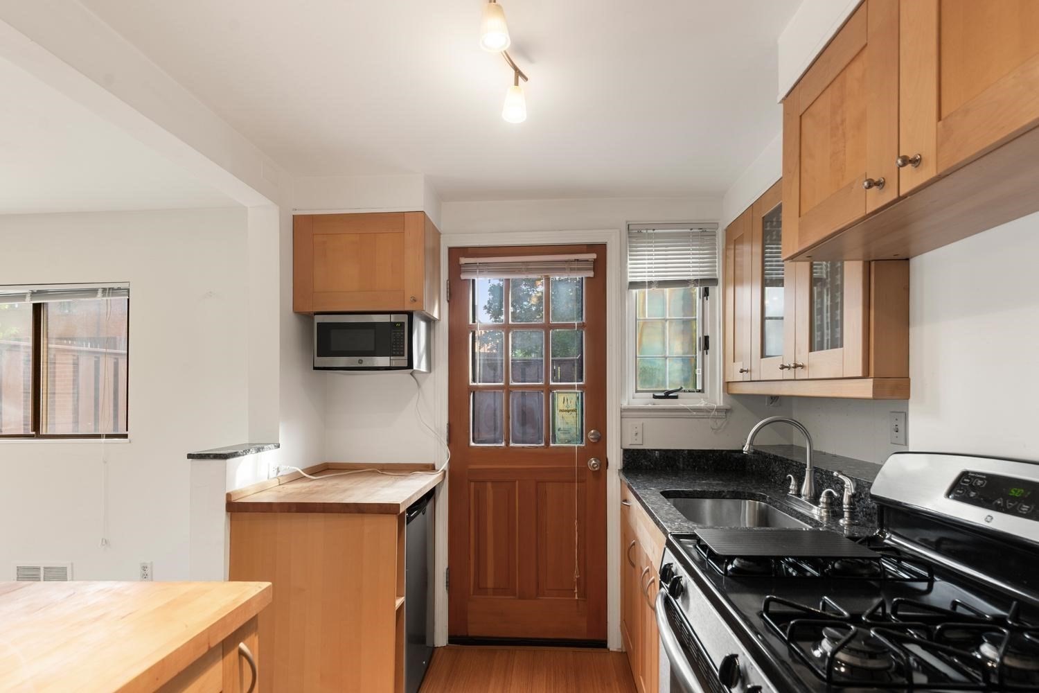 14 Grant Ave # 14 Property Photo 14