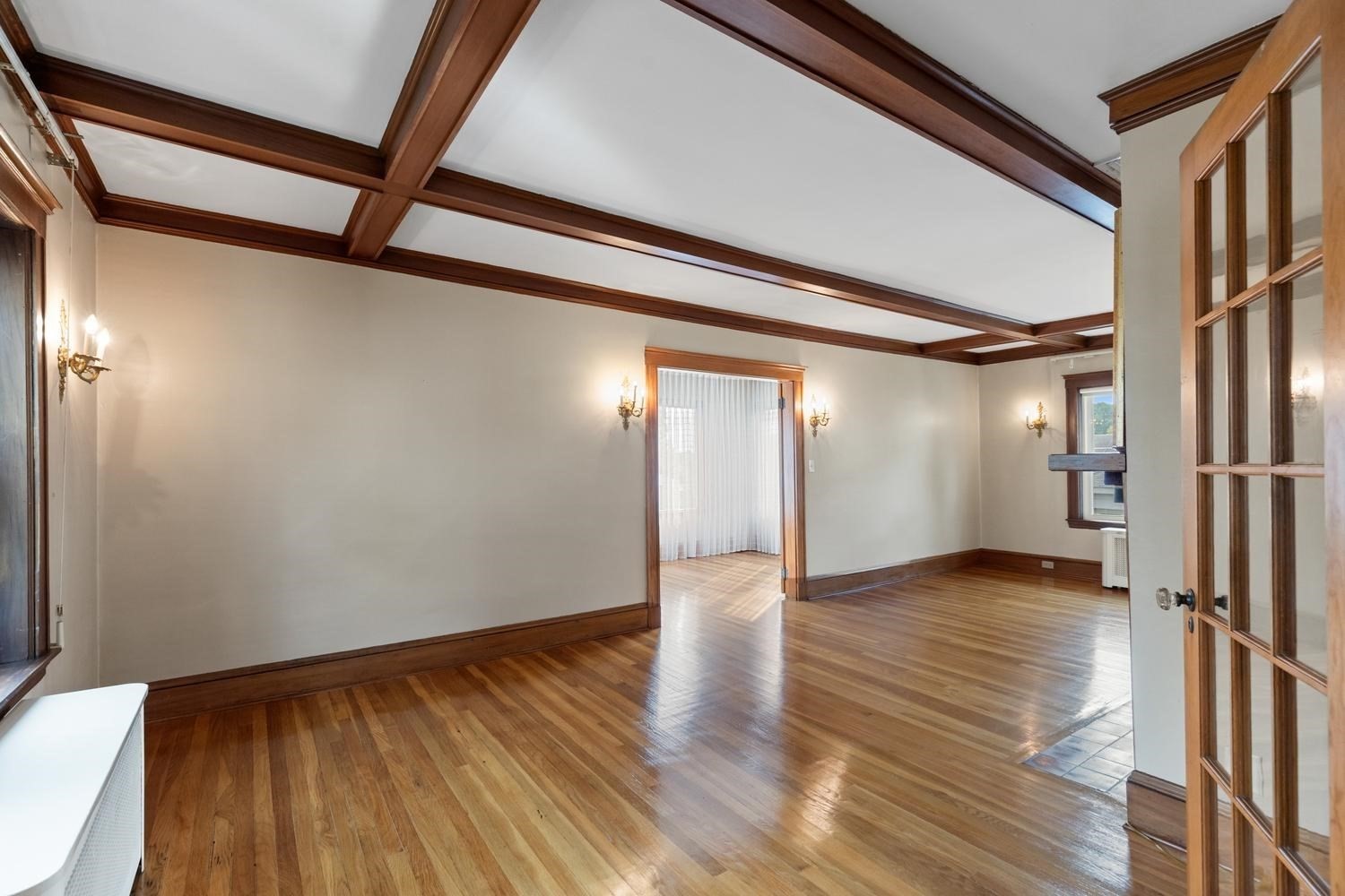 158 Common St Property Photo 8
