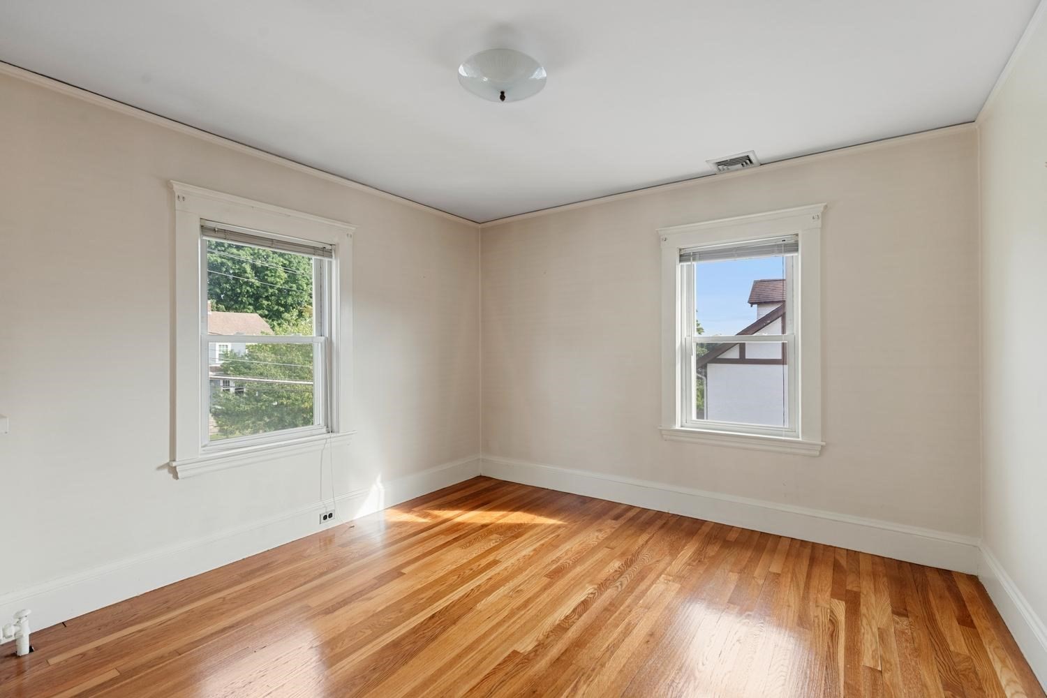 158 Common St Property Photo 22