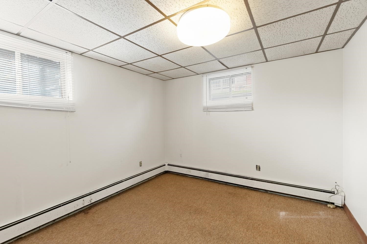 158 Common St Property Photo 33