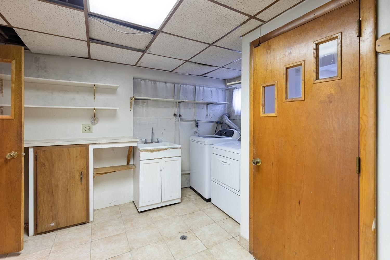 158 Common St Property Photo 34