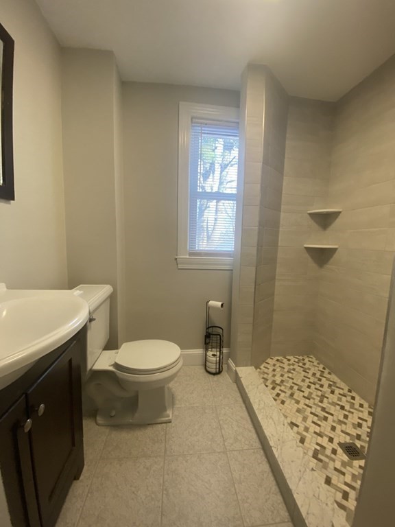 29 Fairview St # 1 Property Photo 5