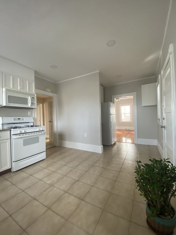 29 Fairview St # 1 Property Photo 10