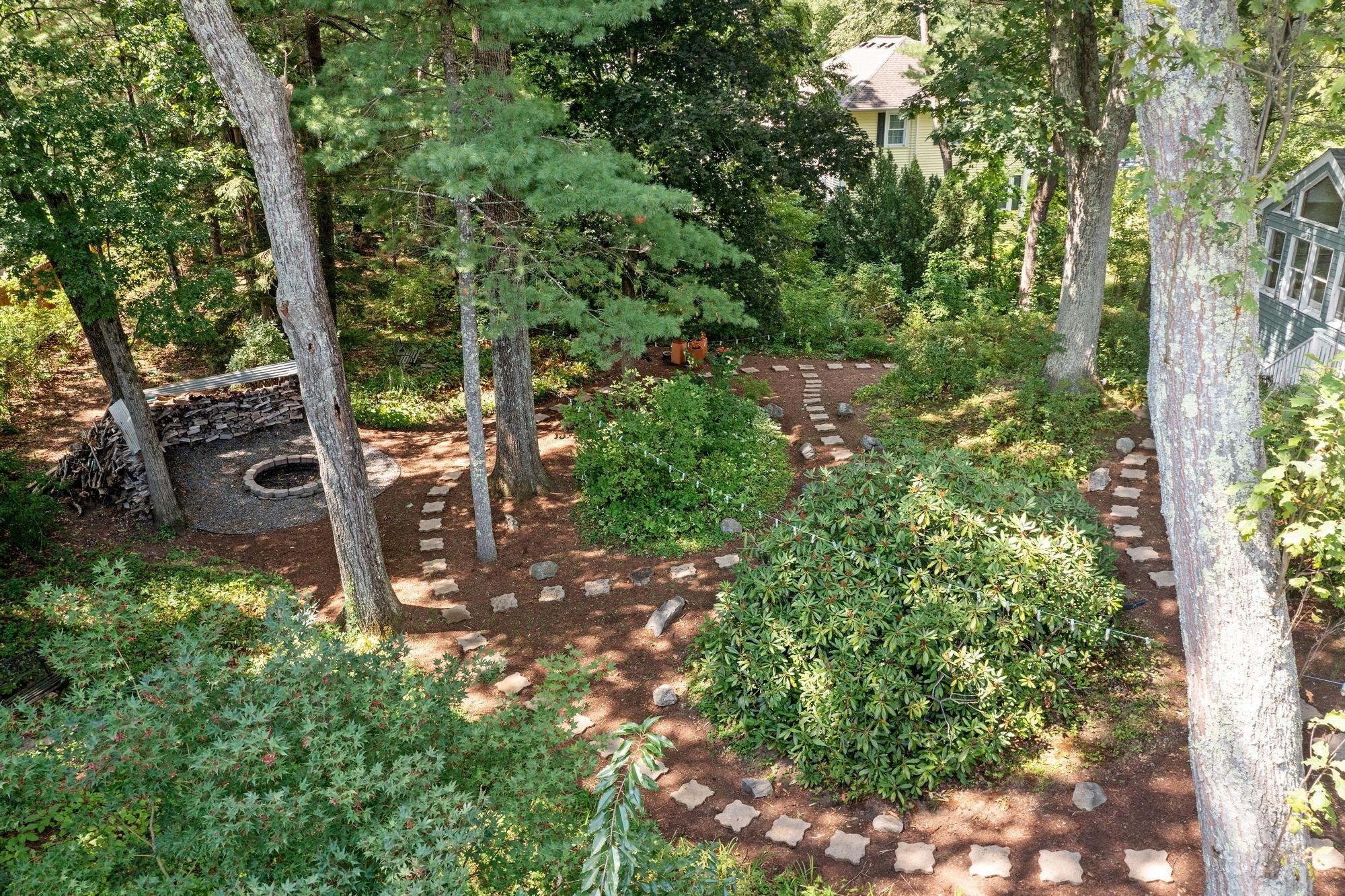 6 Sandy Drive Property Photo 2