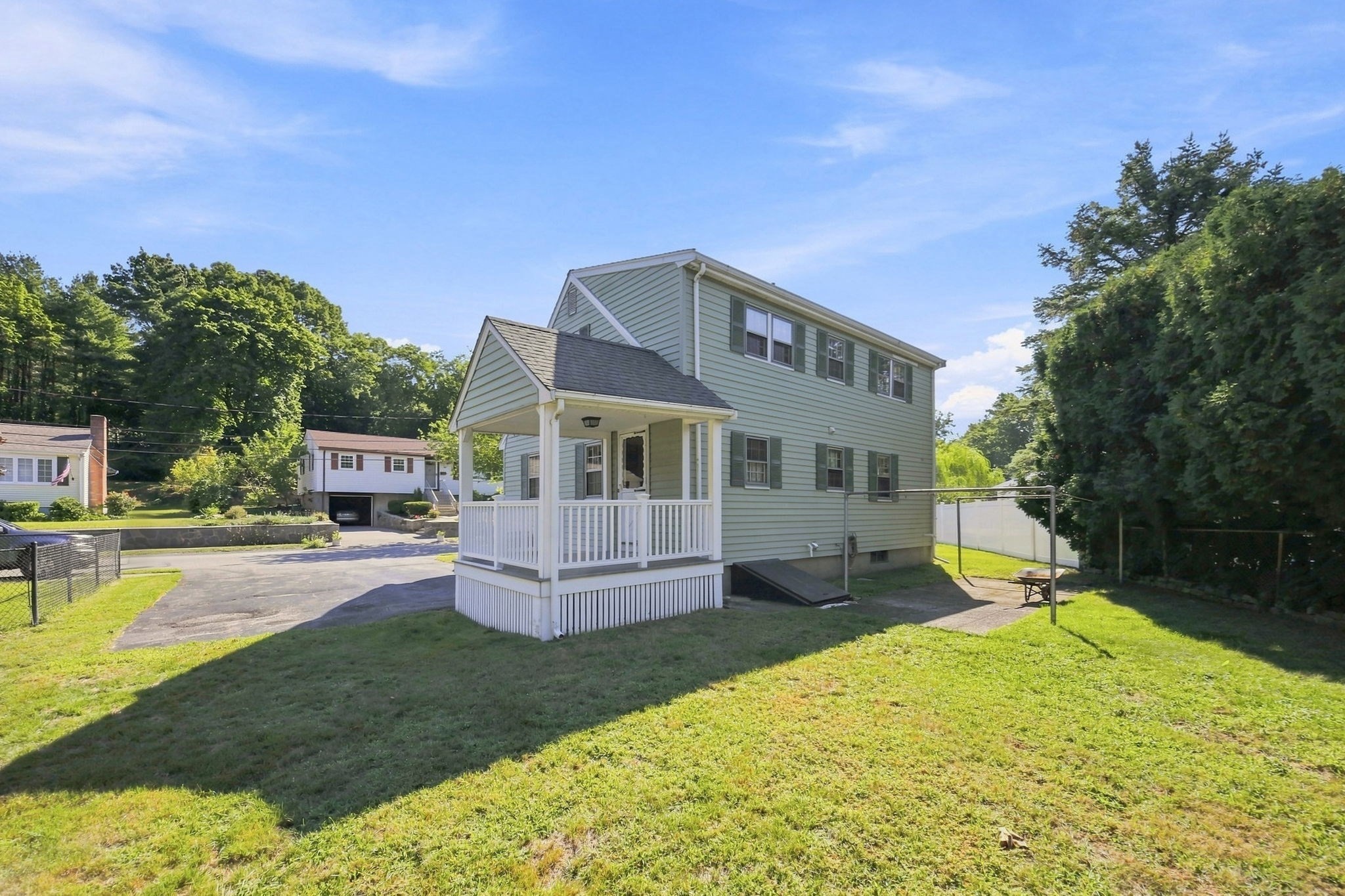 125 Whitehall St Property Photo 7