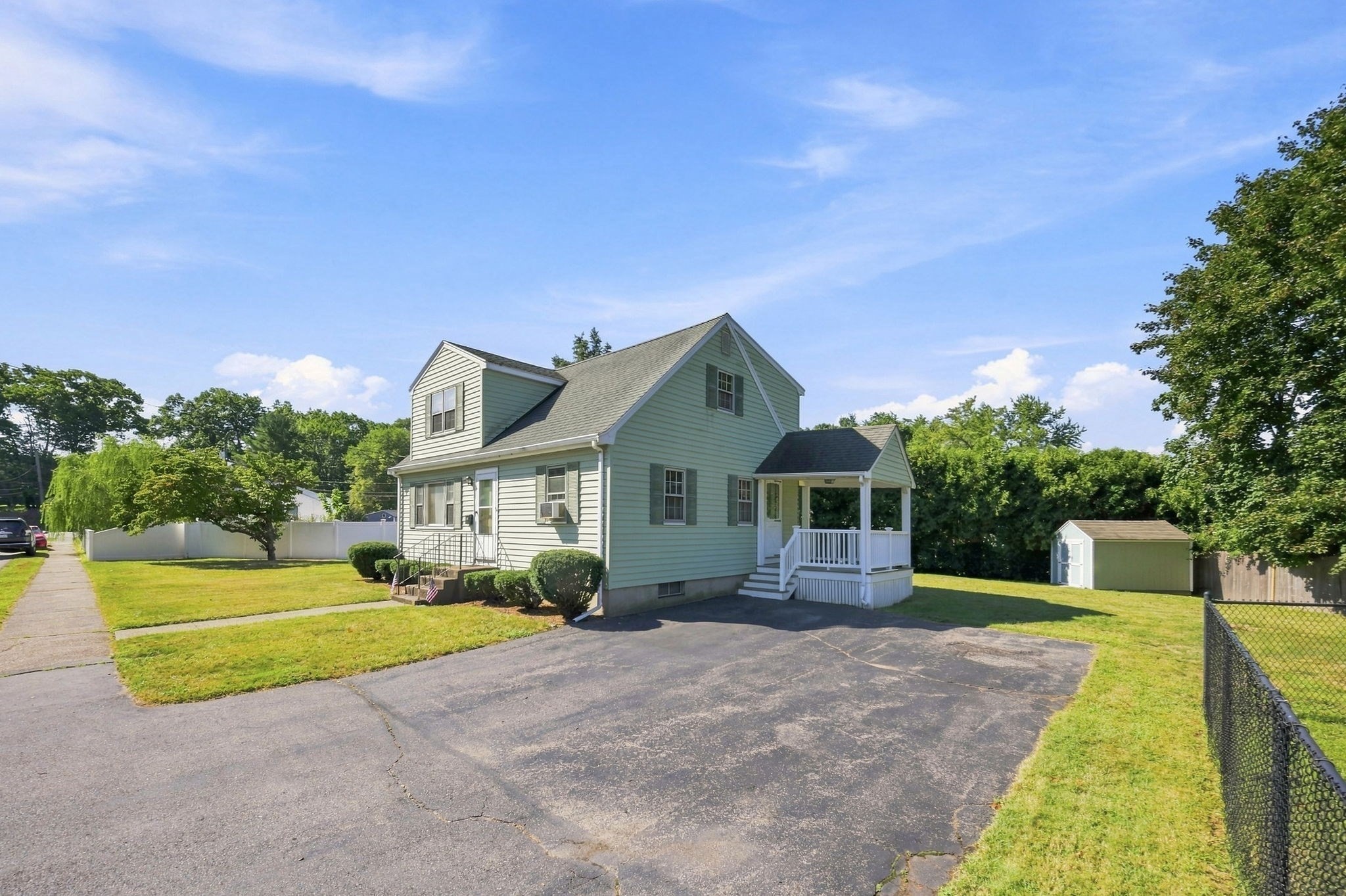125 Whitehall St Property Photo 8