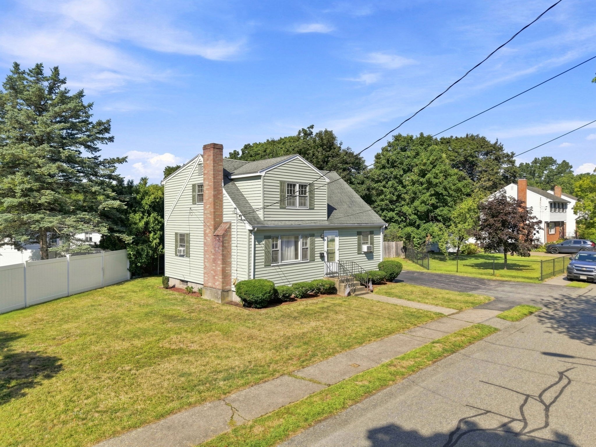 125 Whitehall St Property Photo 11